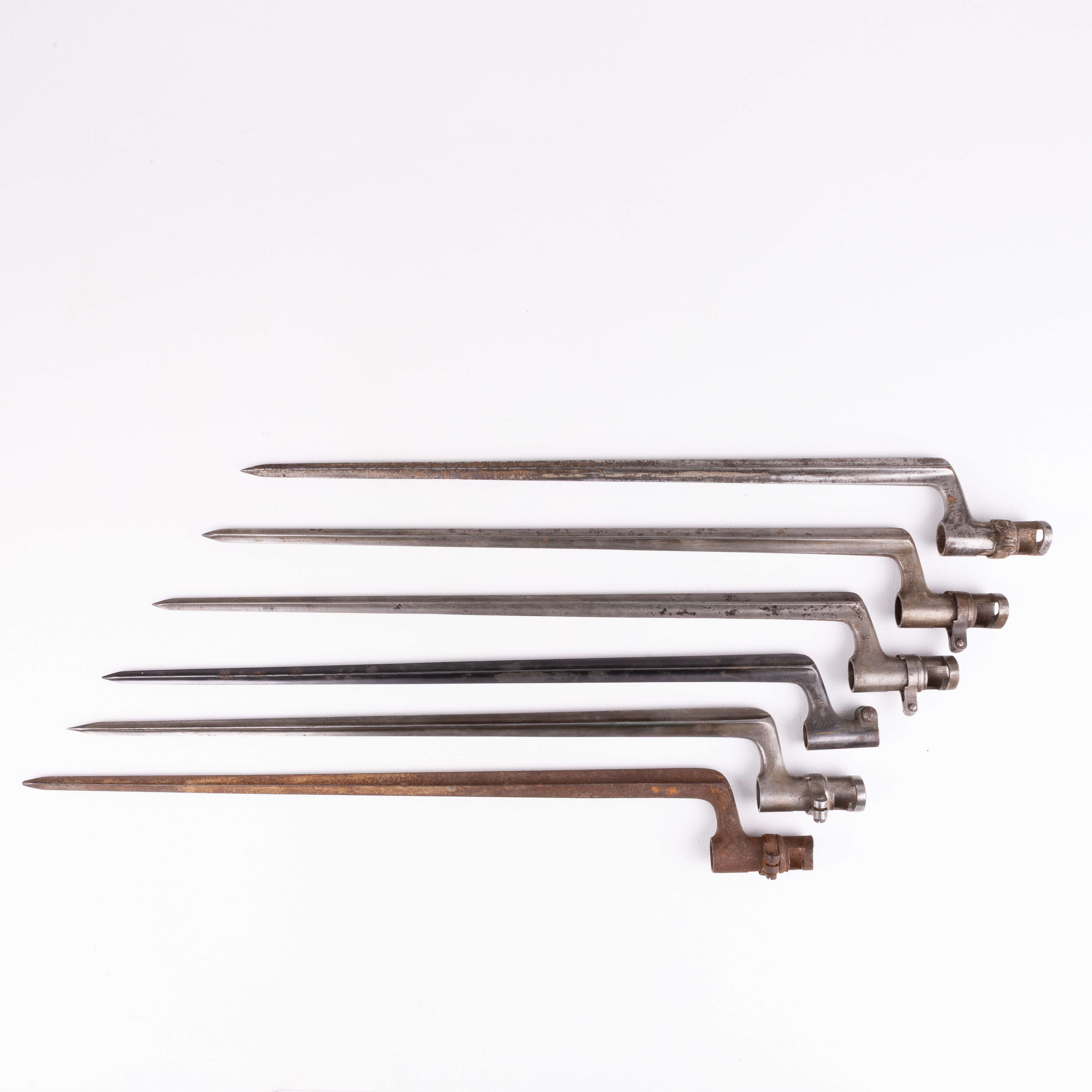 BAJONETTER, 6 st, m/1867, m/1867-89, Sverige, 1800-tal.