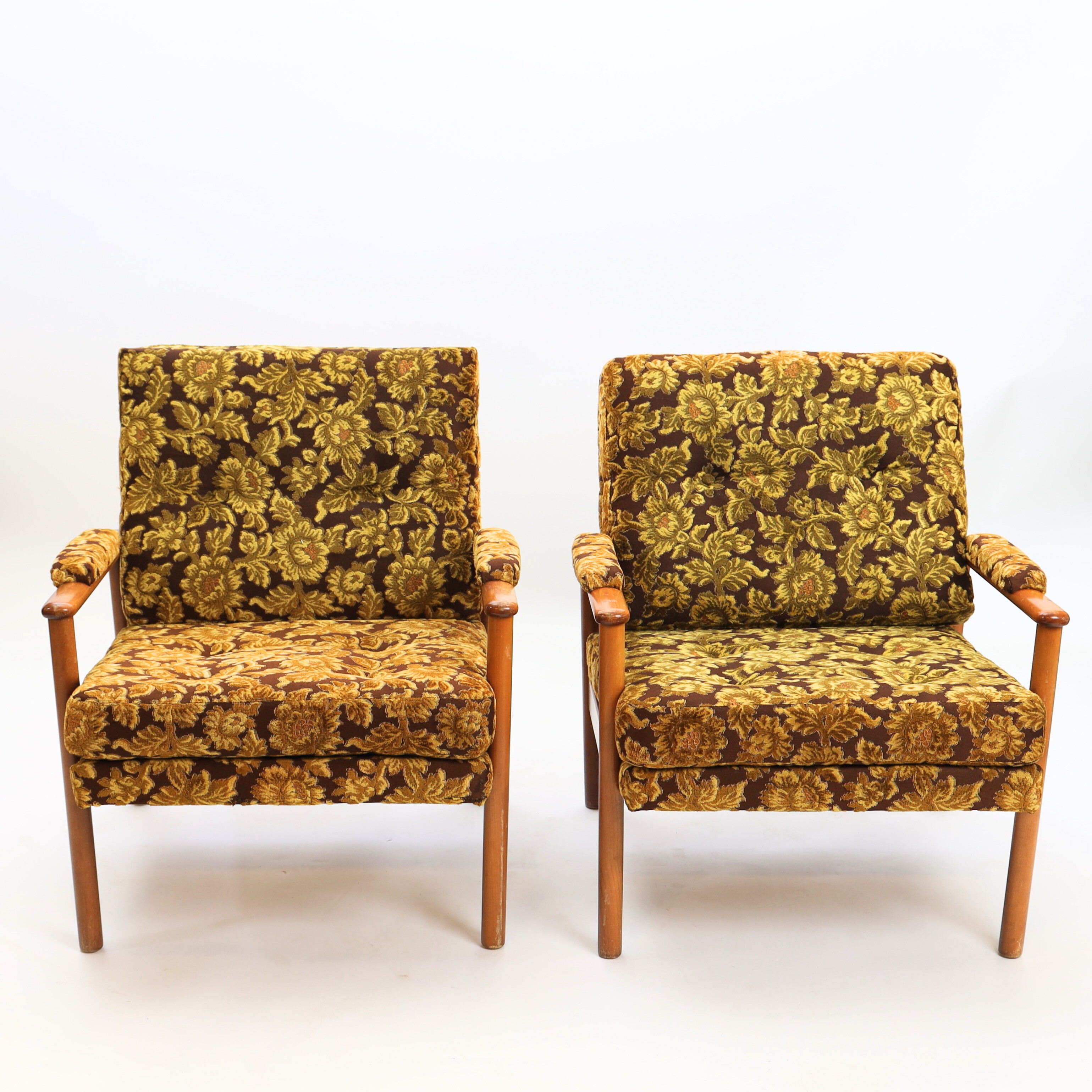 FÅTÖLJER, ett par 1970-tal.