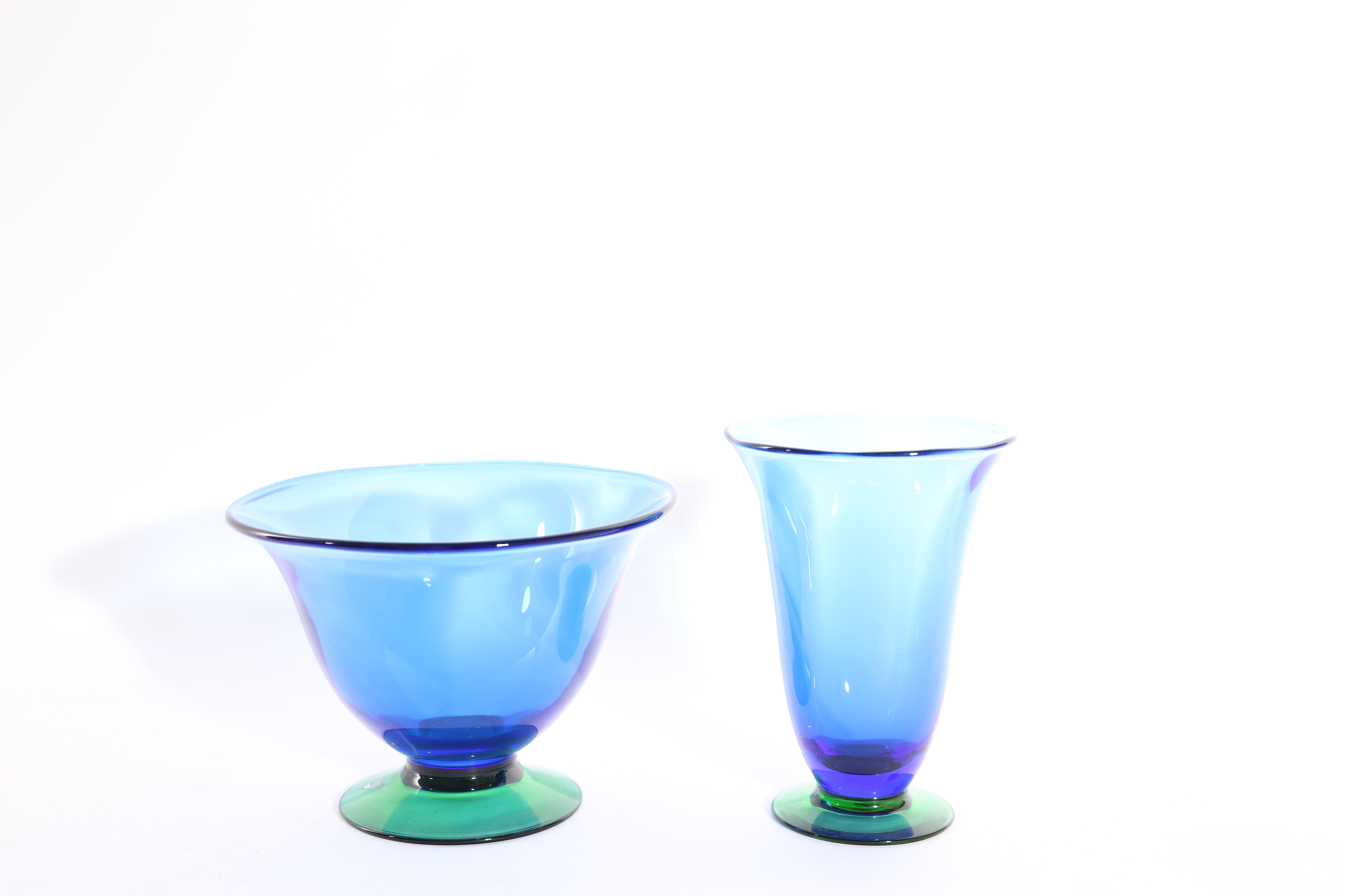 ERIKA LAGERBIELKE, skål samt vas "Louise".