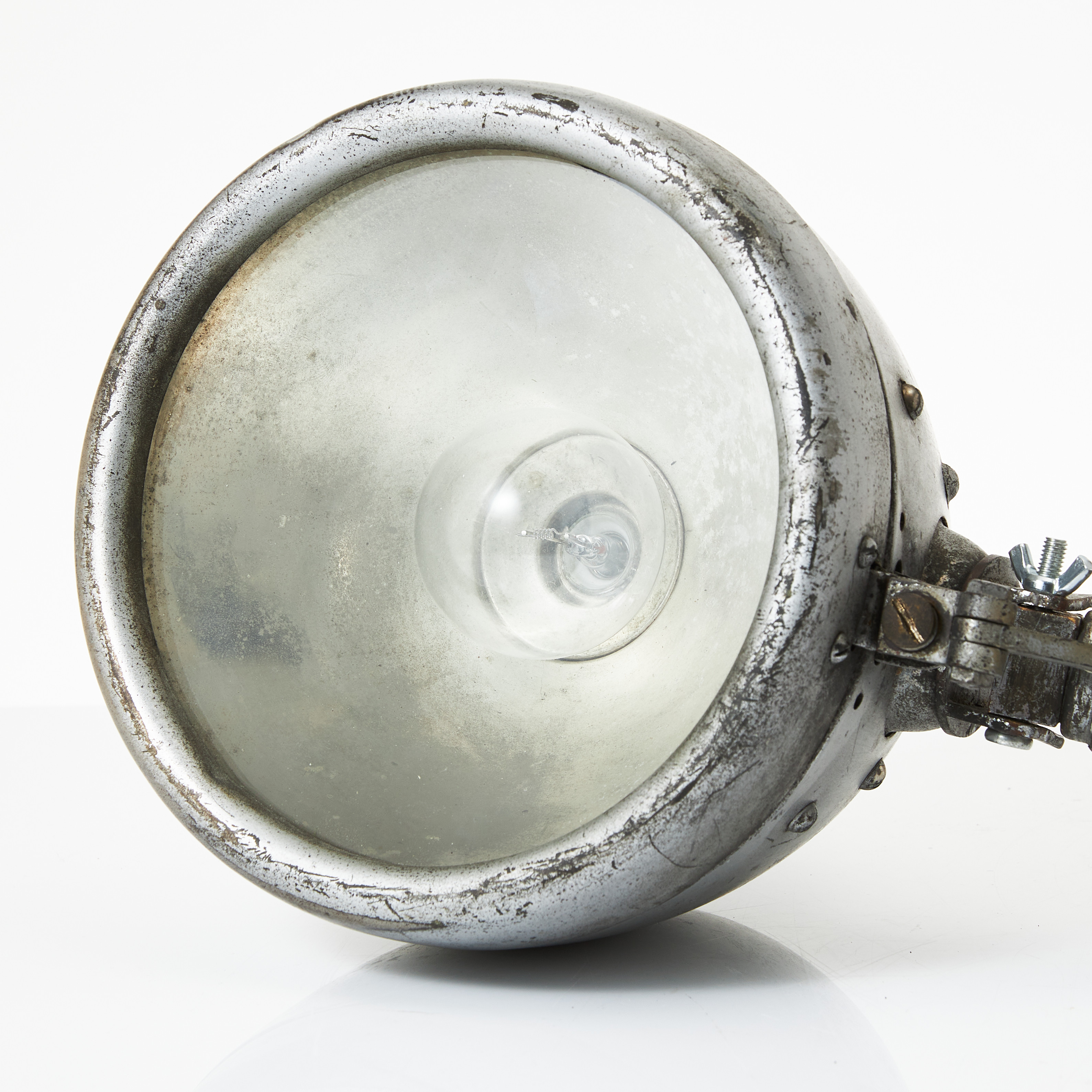 SÖKARLJUS, för fritidsbåt, förnicklad mässing och aluminium, ca 1940-tal.