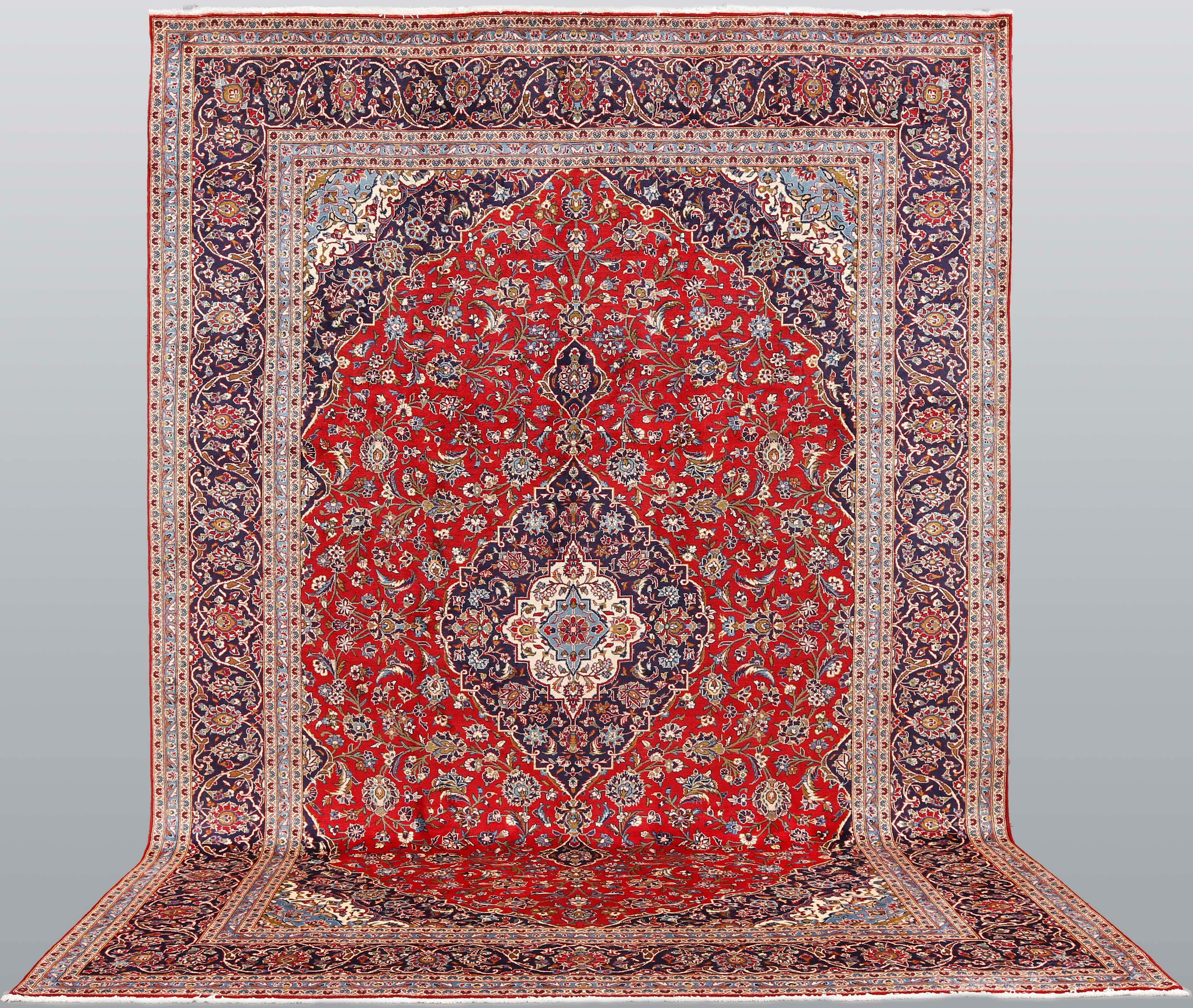 MATTA. Keshan fine, 425 x 300 cm.