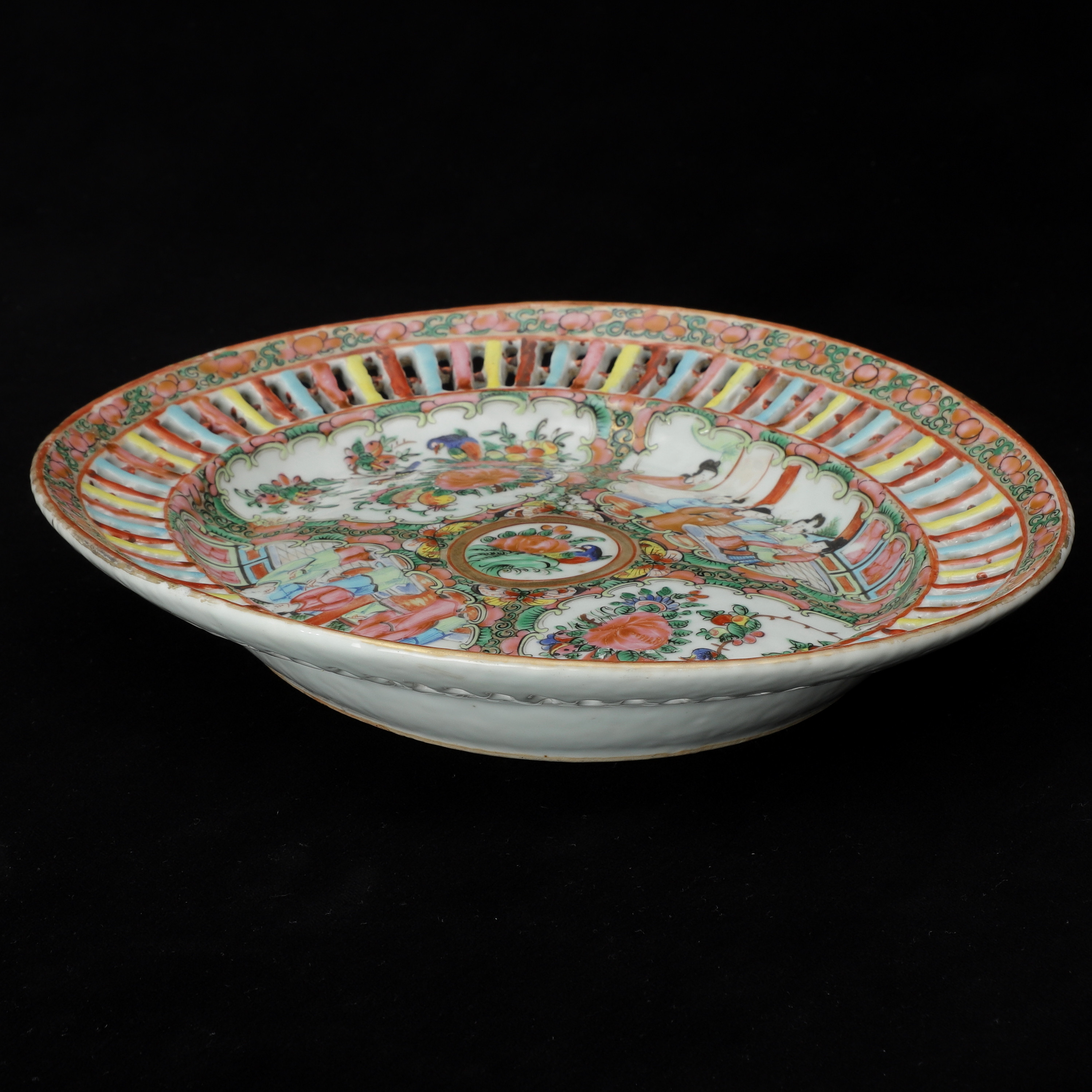 GALLERFAT, porslin, Kina, 1800-tal.