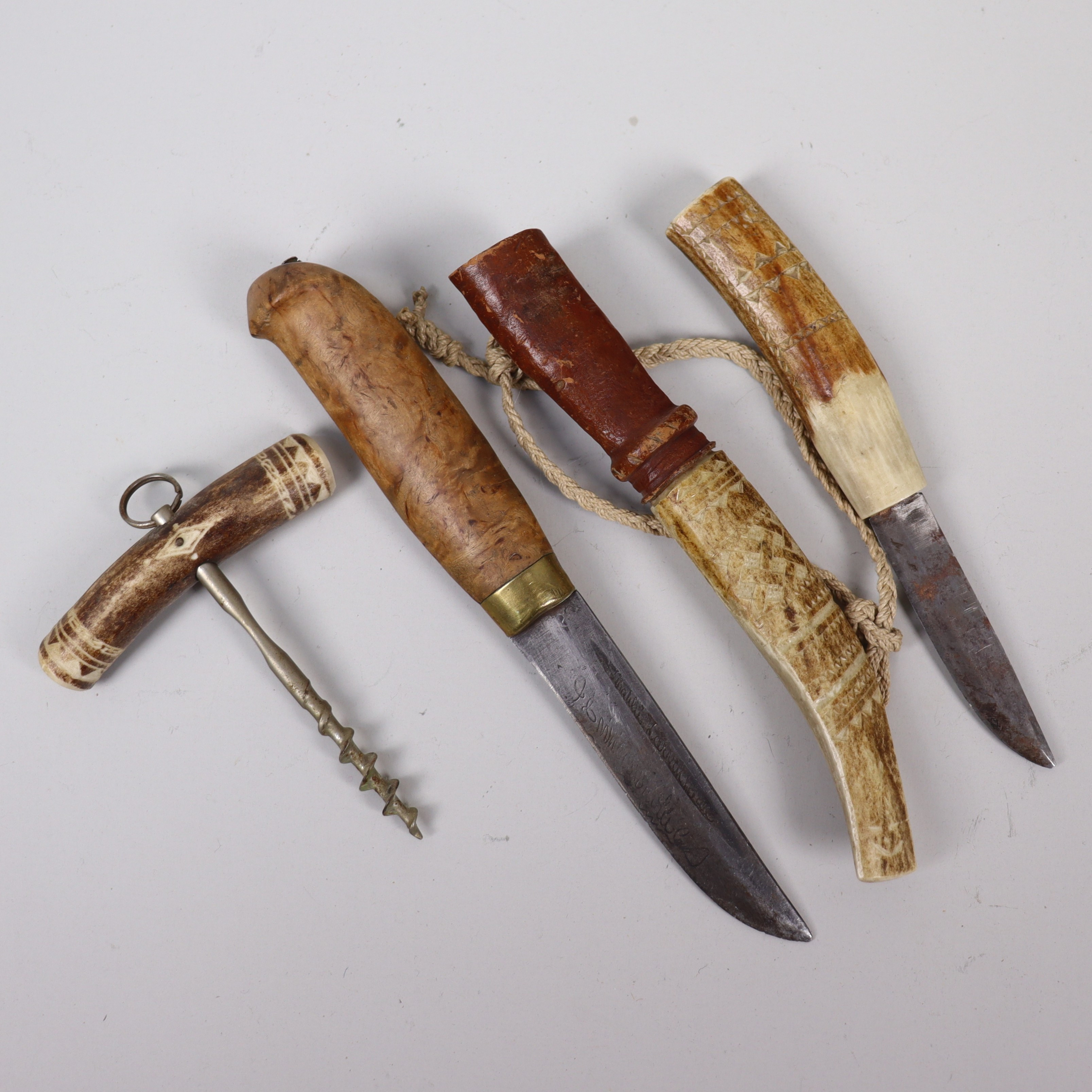 KNIVAR, Iisakki Järvenpää, Finland, en samekniv samt korkskruv.