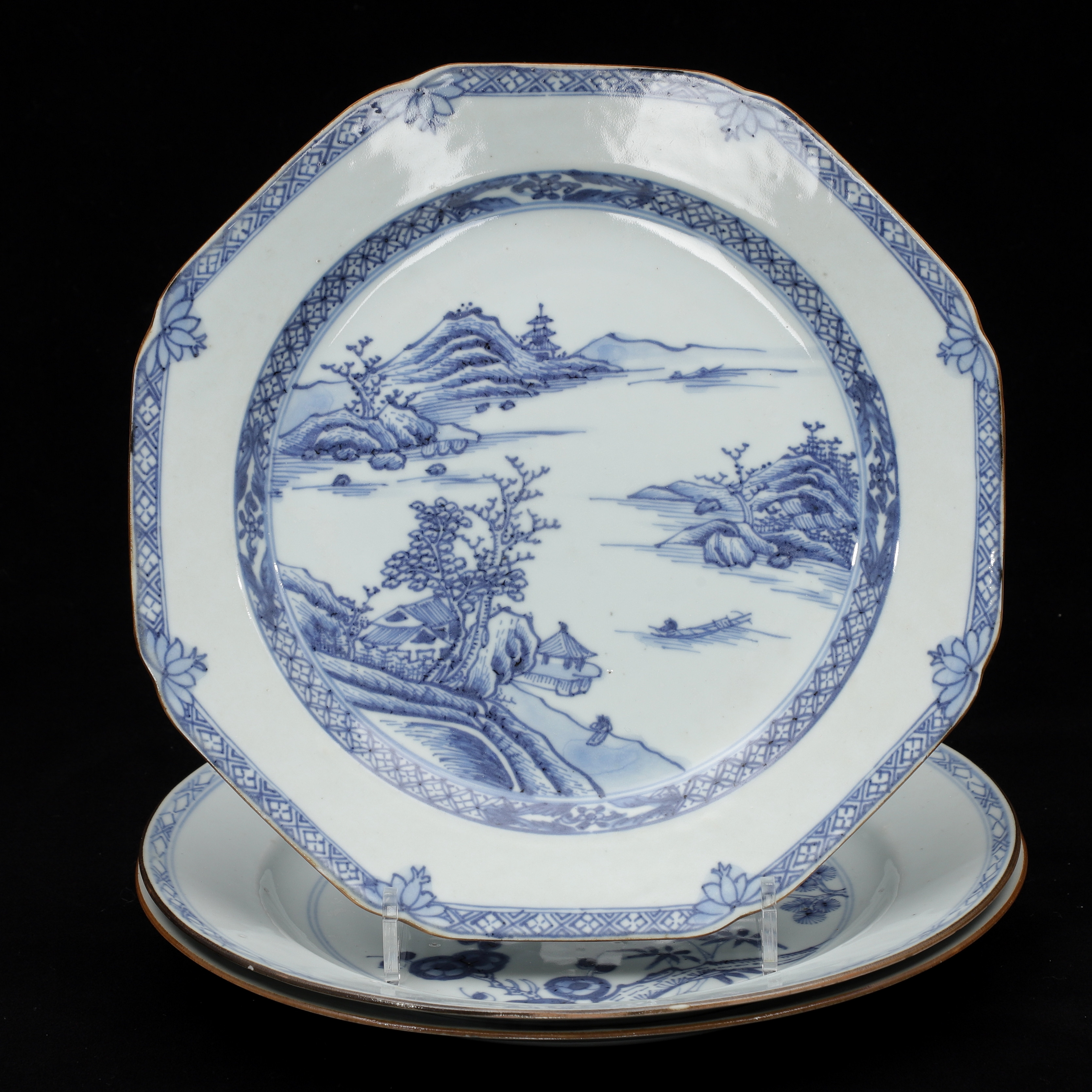 TALLRIKAR, 3 st, porslin, Kina, 1800-tal.