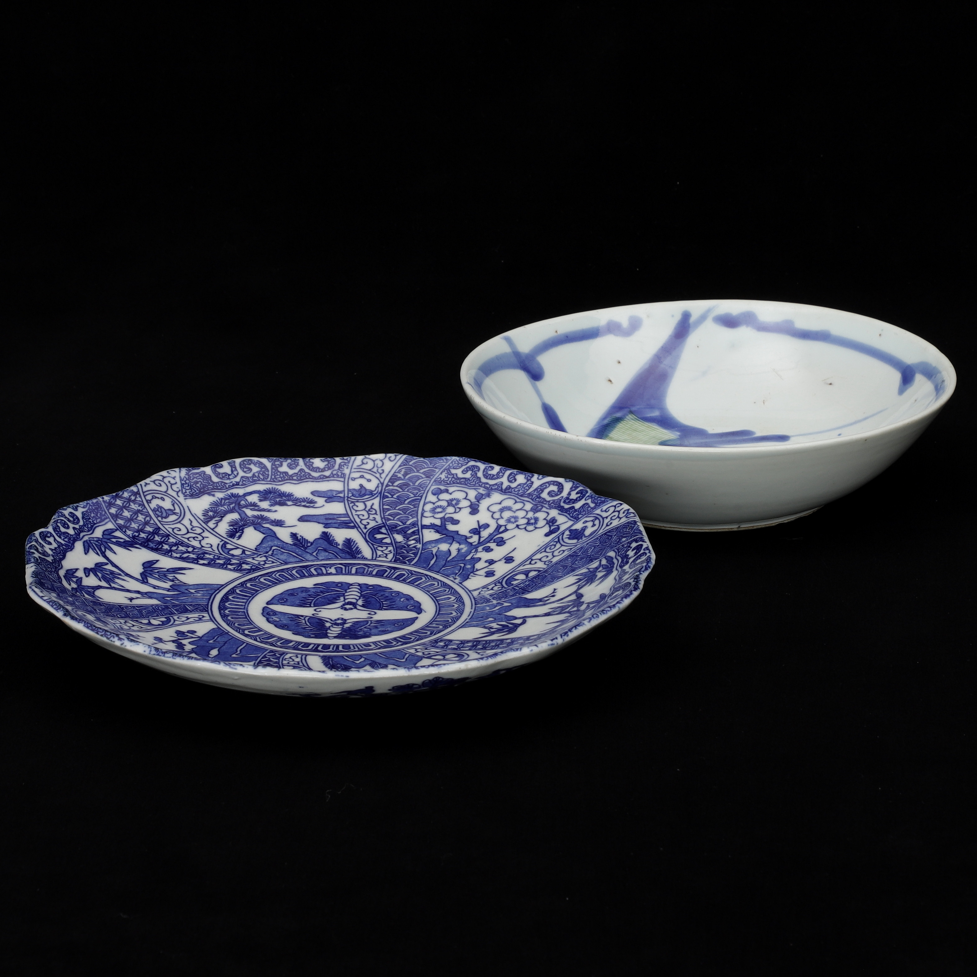 TALLRIKAR, 2 st, porslin, Kina, 1800-tal.