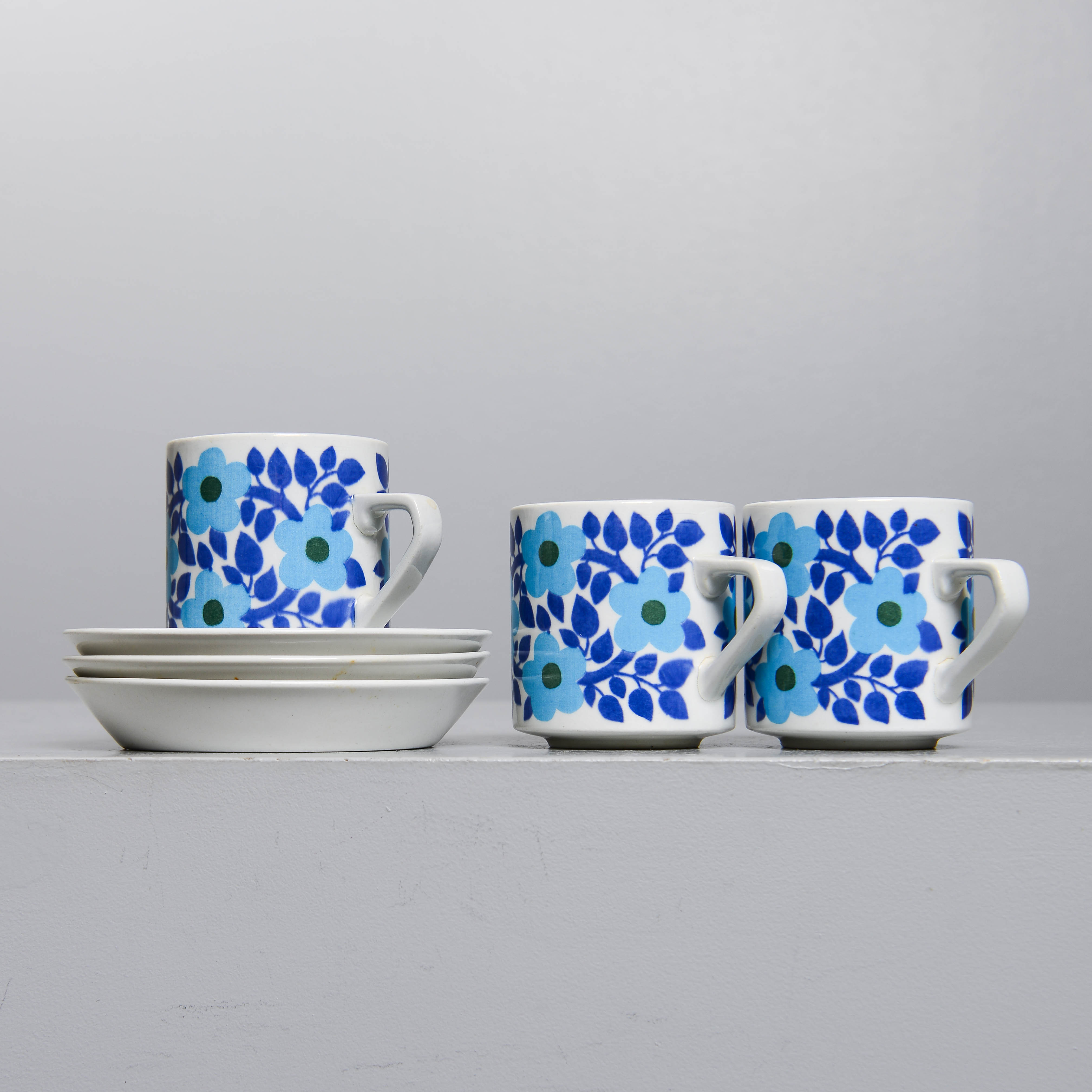 RAIJA UOSIKKINEN. Koppar med underfat, 3 st, "Ahmet", Arabia, Finland.