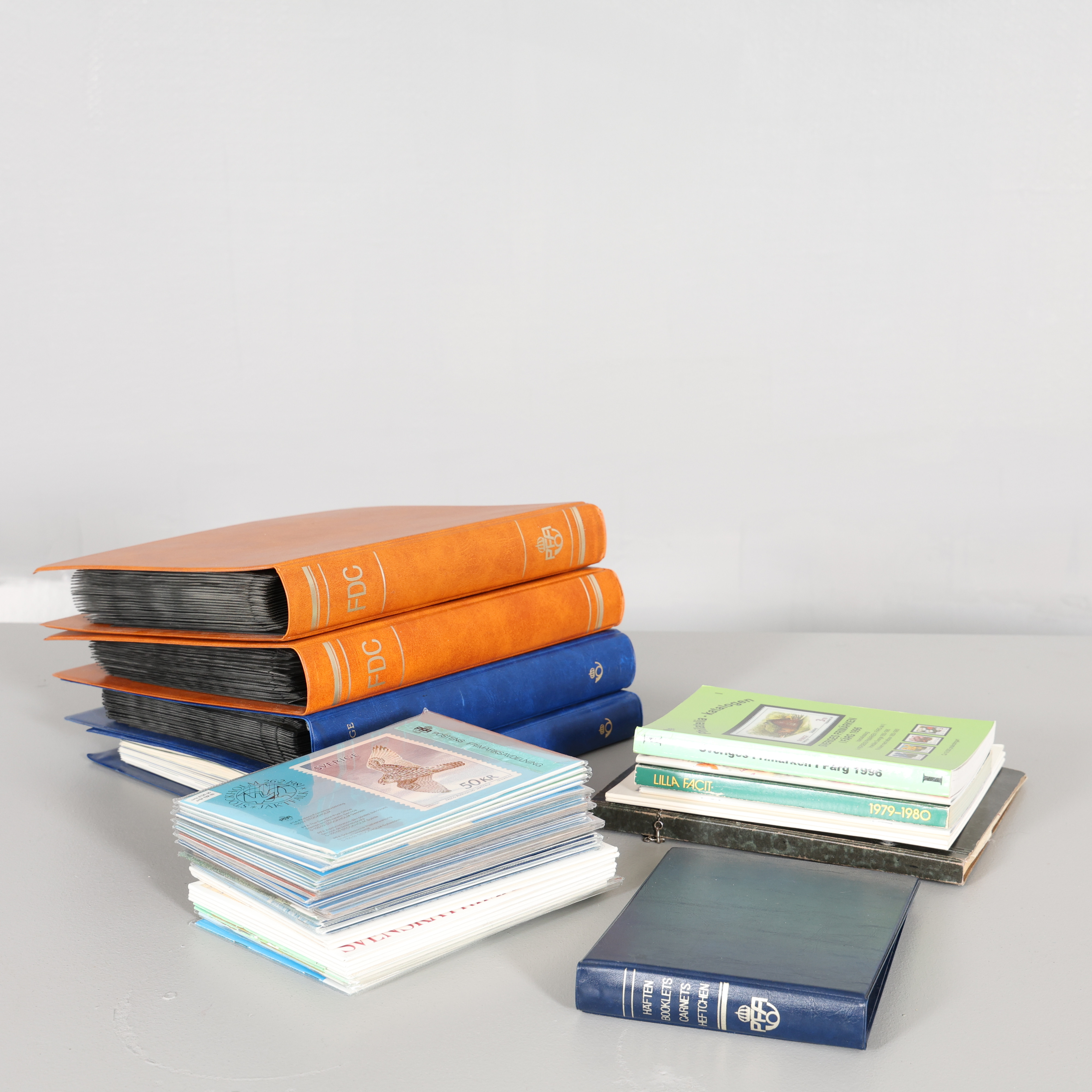 FRIMÄRKE parti främst Sverige.