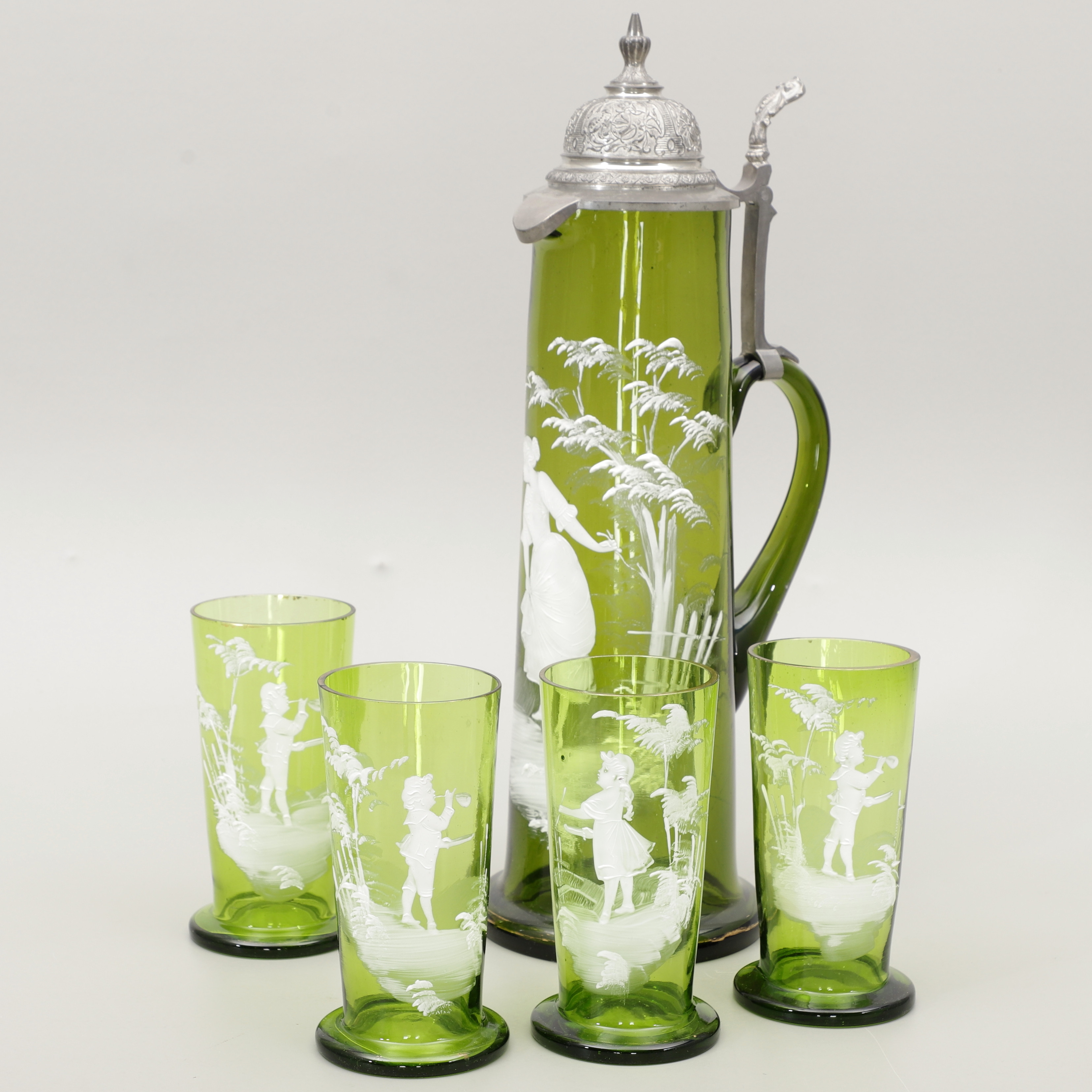 KARAFF med GLAS, 5 delar, Mary Gregory-stil, 1800-tal.