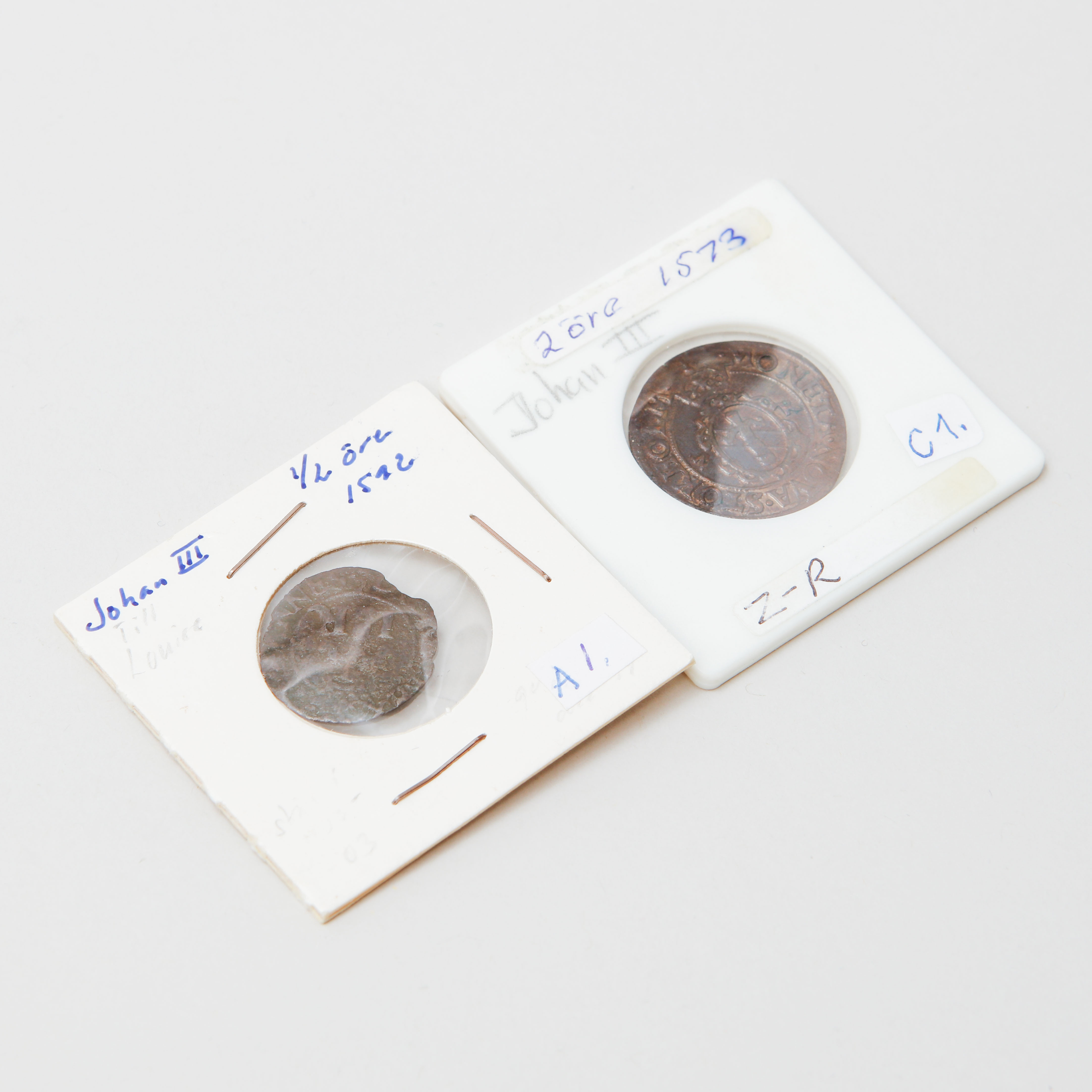 MYNT, 2 st, 2 öre och 1/2 öre, Johan III, 1573 och 1592.