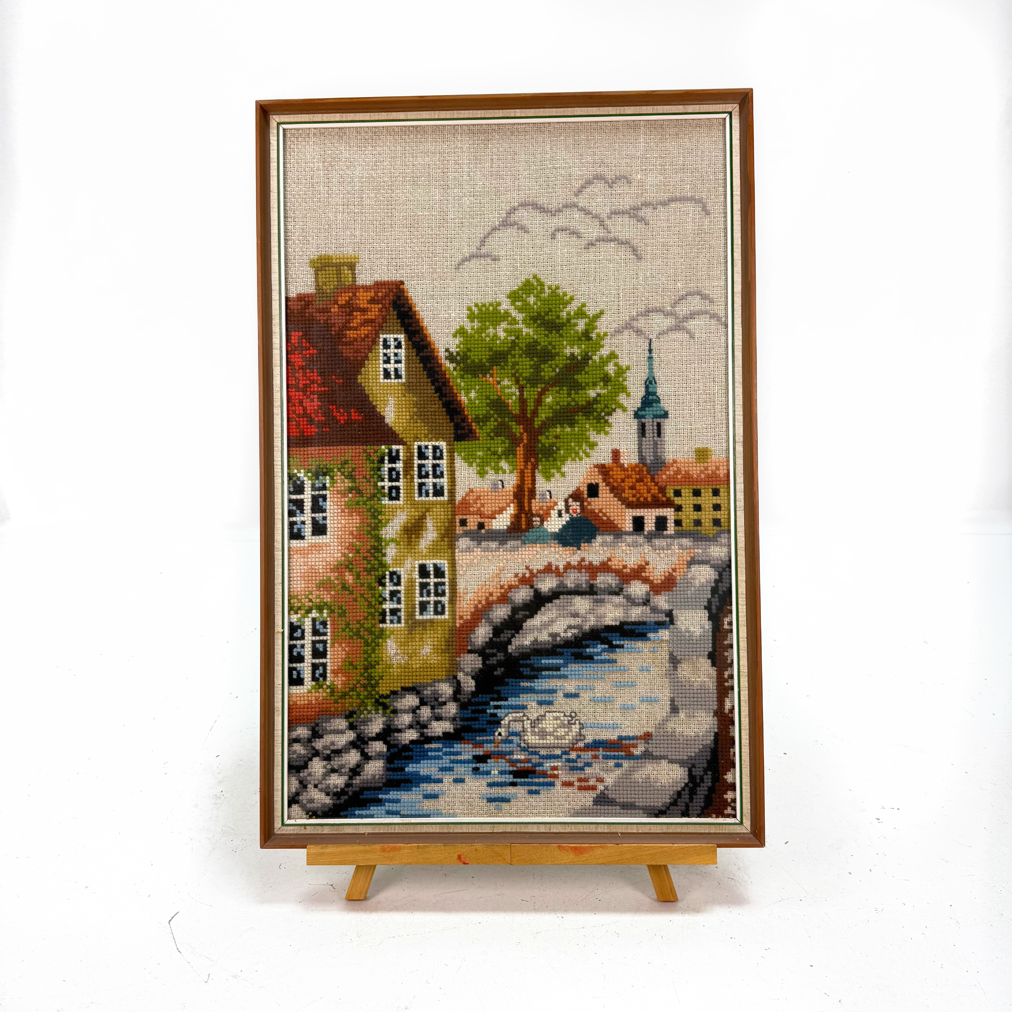 TAVLA - broderad av Ninni Lissel 1979.