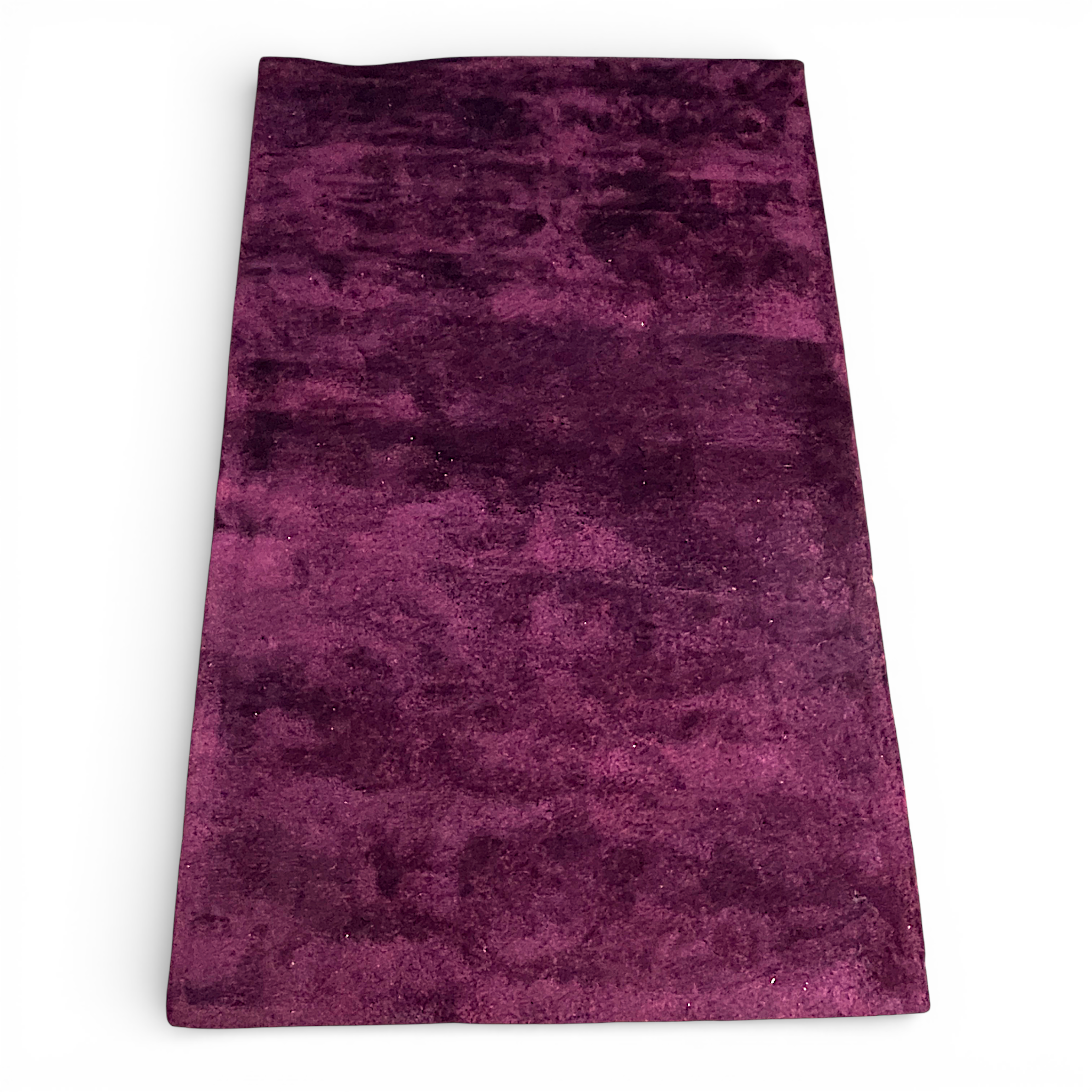 MATTA, Ogeborg, mått ca 246 x 156 cm.