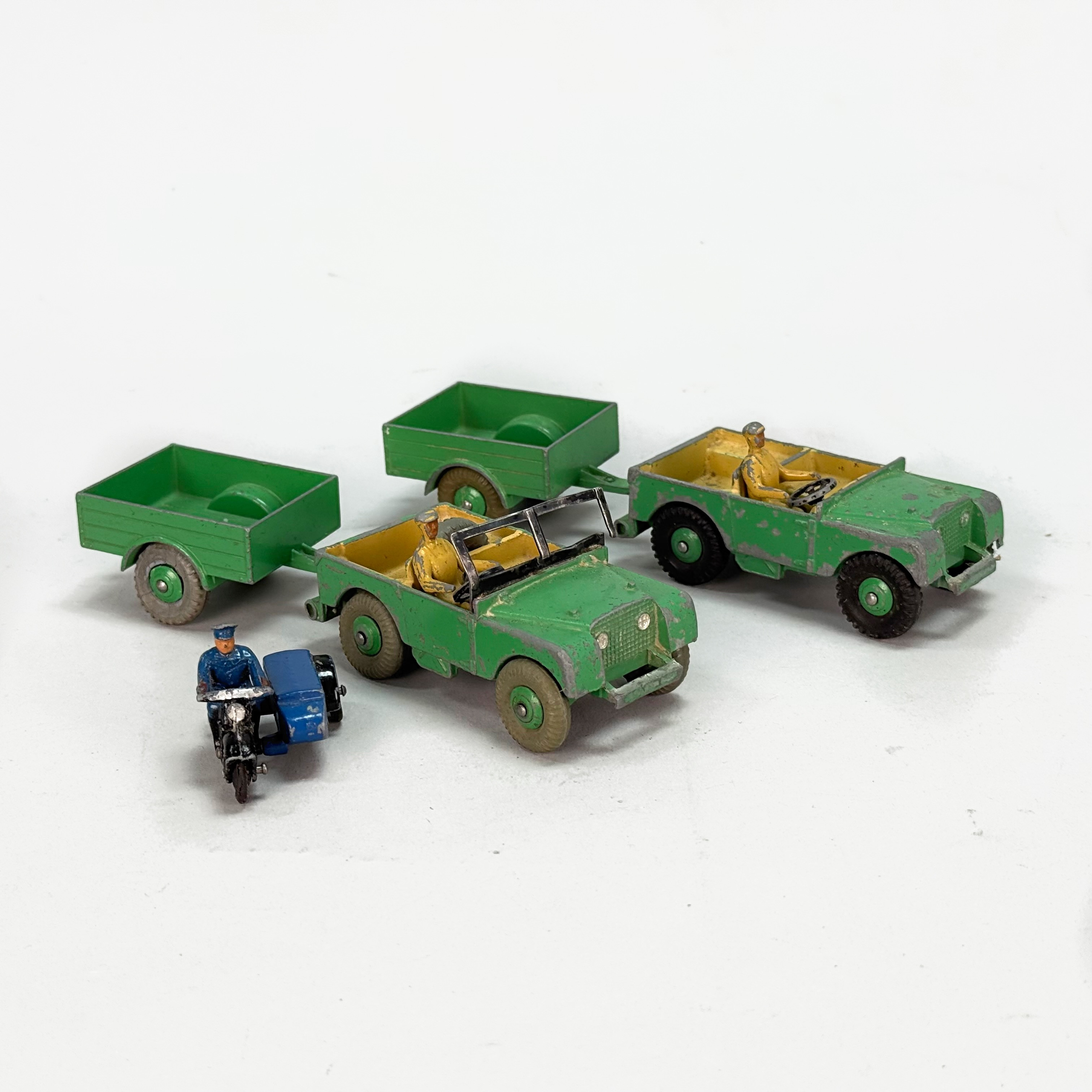 LAND ROVER & MOTORCYKEL - Dinky Toys Made in England 1940-50-tal.