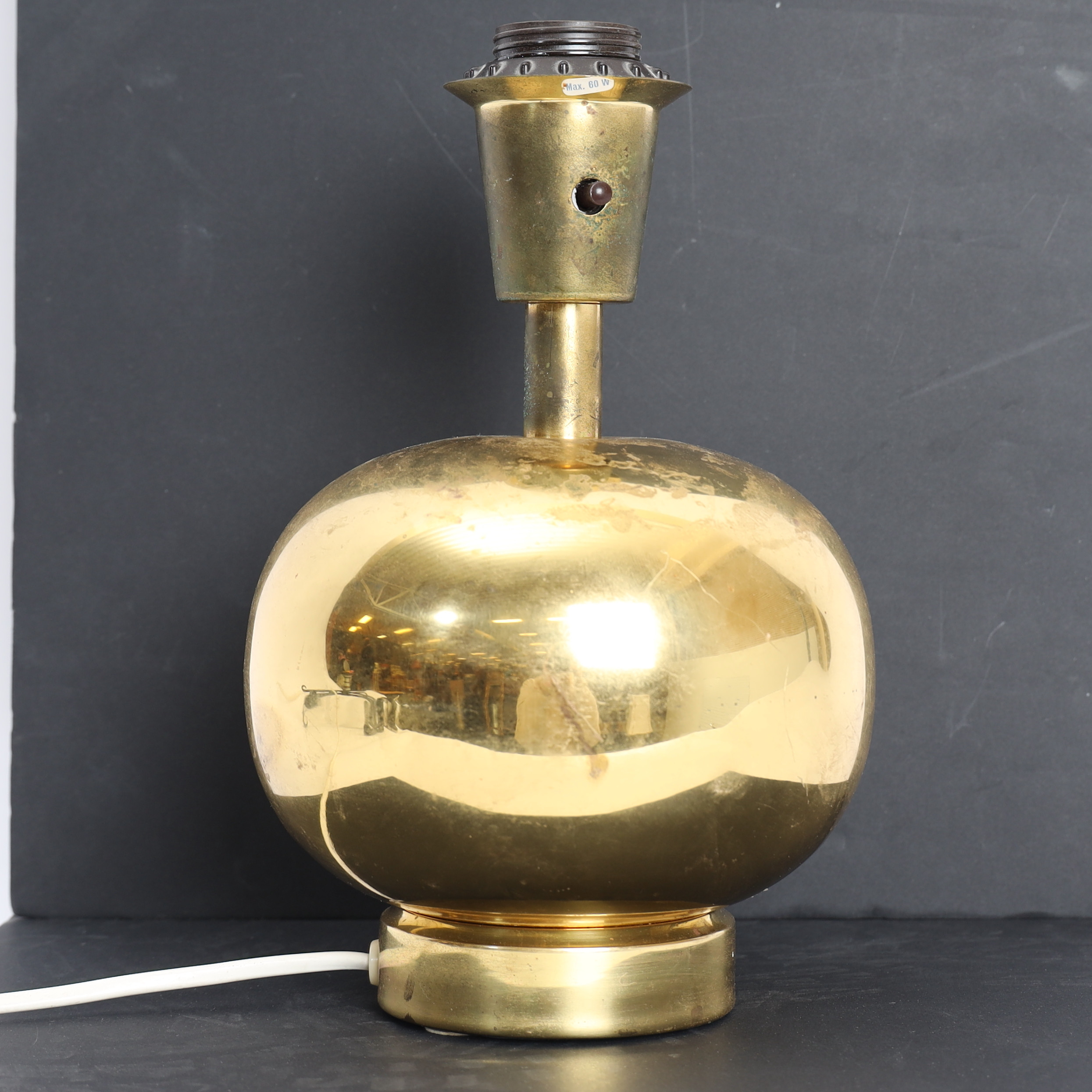 BORDSLAMPA, Aneta, 1900-talets mitt.