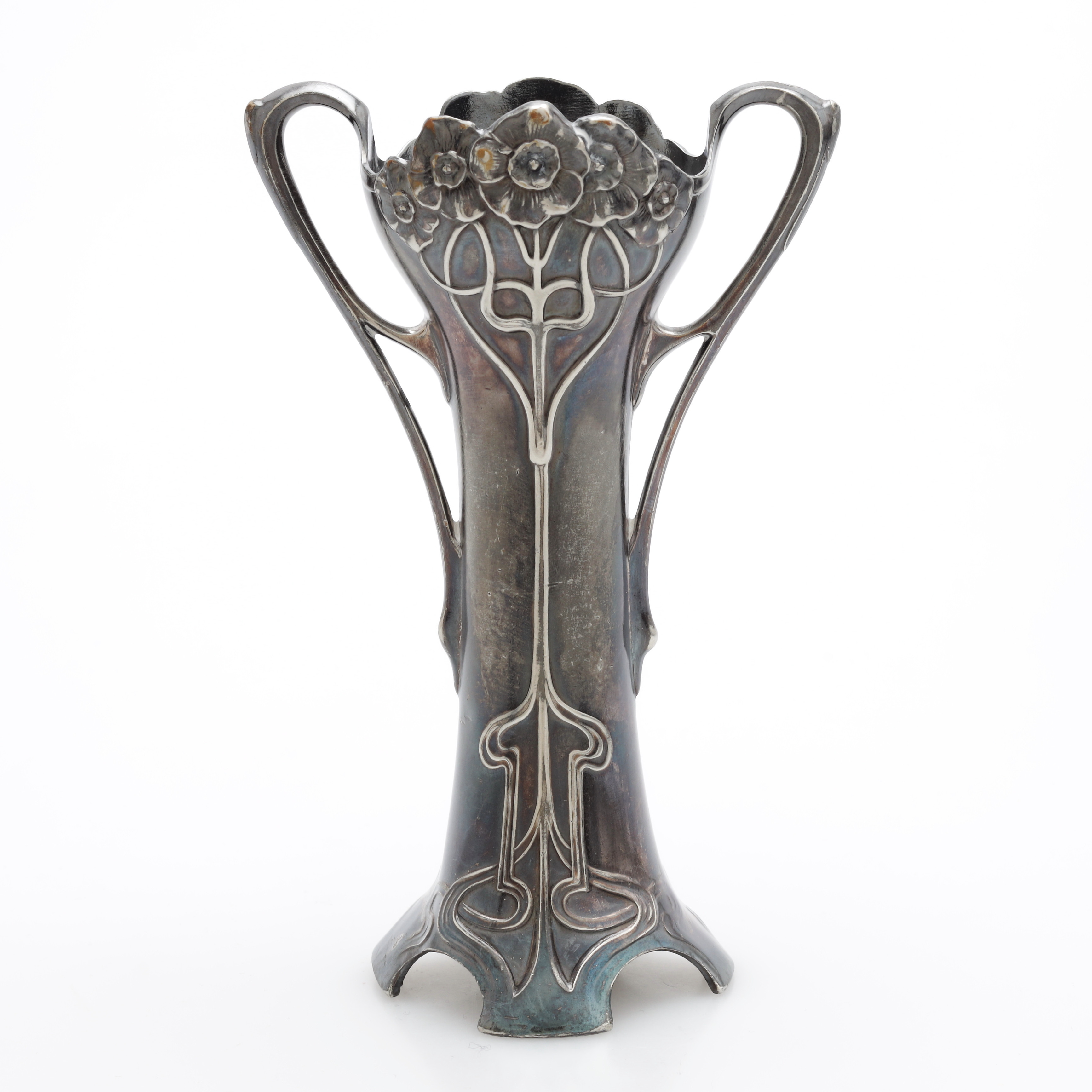 VAS med glasinsats, nysilver, jugend, tidigt 1900-tal.