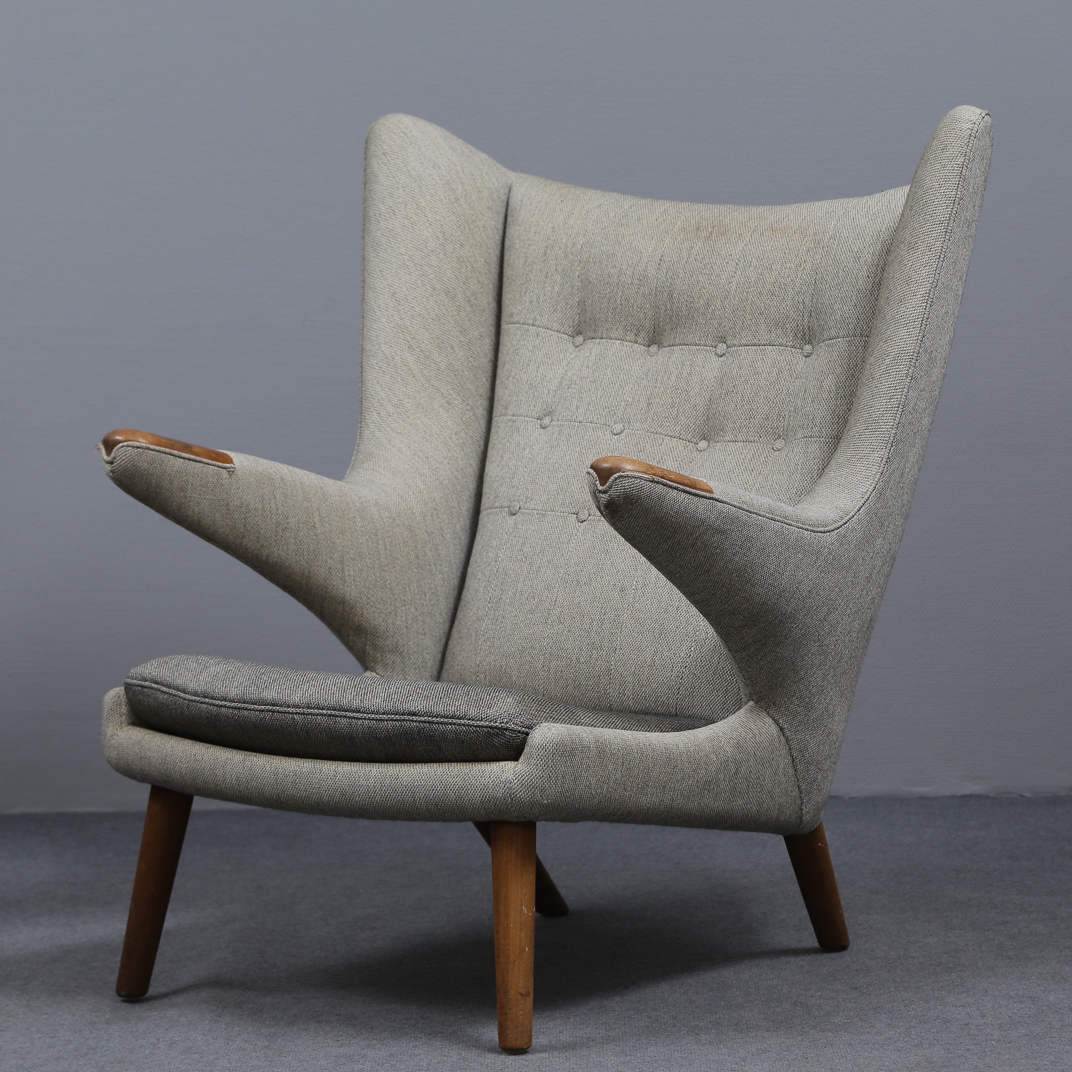 HANS J WEGNER. FÅTÖLJ "BAMSE" 1950-TAL, MADE IN DENMARK DESIGNER HANS J WEGNER A.P. STOLEN COPENHAGEN.