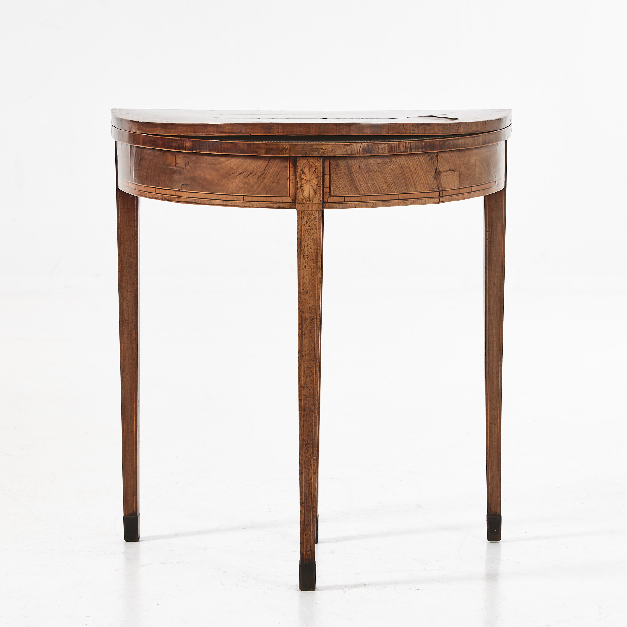 SLAGBORD, England, George III, fanérat i mahogny, dekor av intarsia.