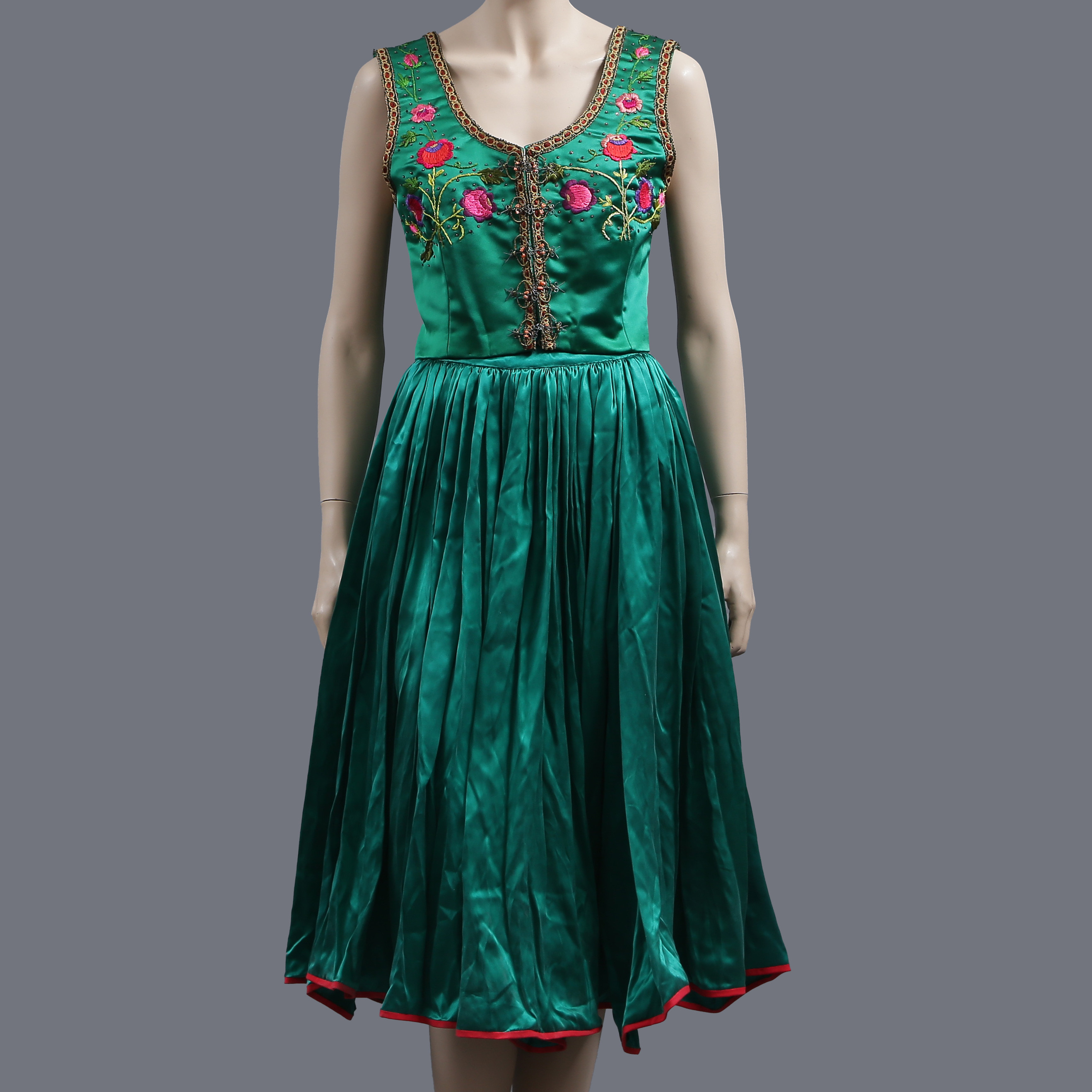 TRADITIONELL FOLKDRÄKT, POLEN, 1900-TAL.