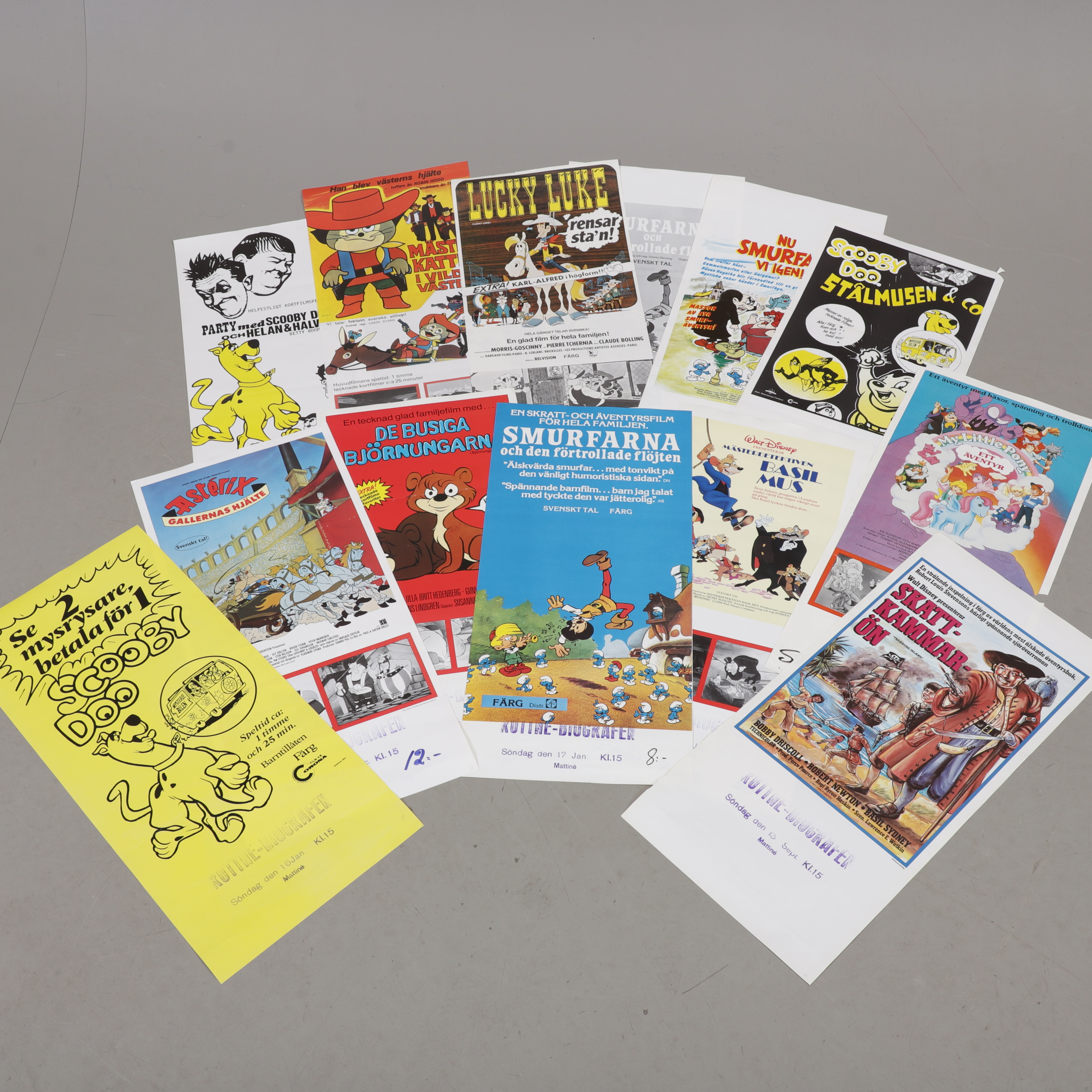 FILMAFFISCHER, 13 st stolpaffischer, barnfilmer, 1970/80-tal.