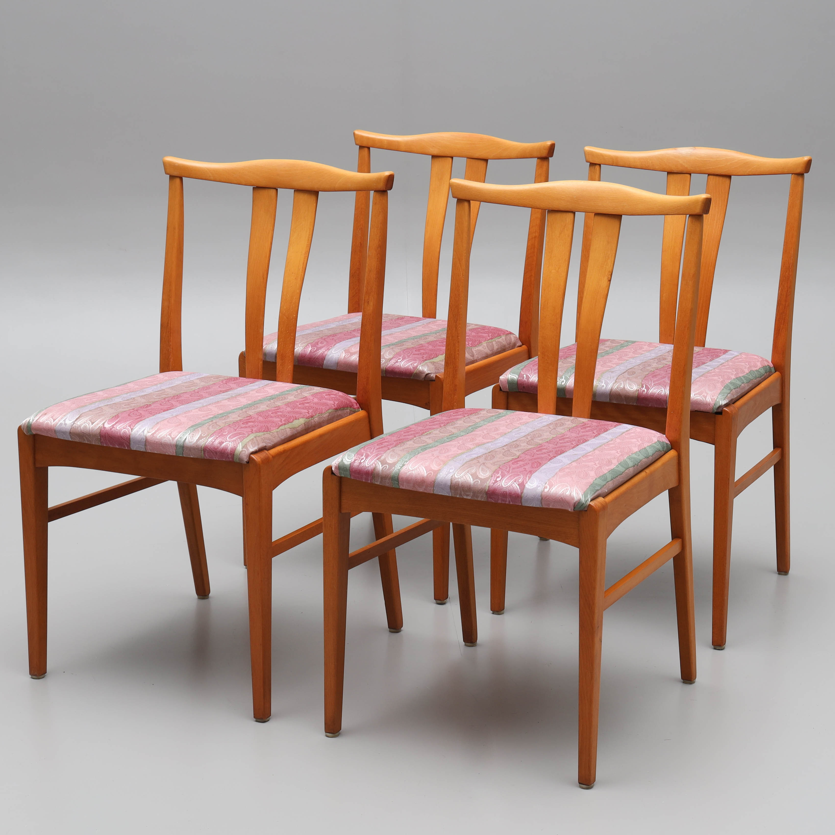 STOLAR, 4 st, betsad bok, 1900-talets senare del.