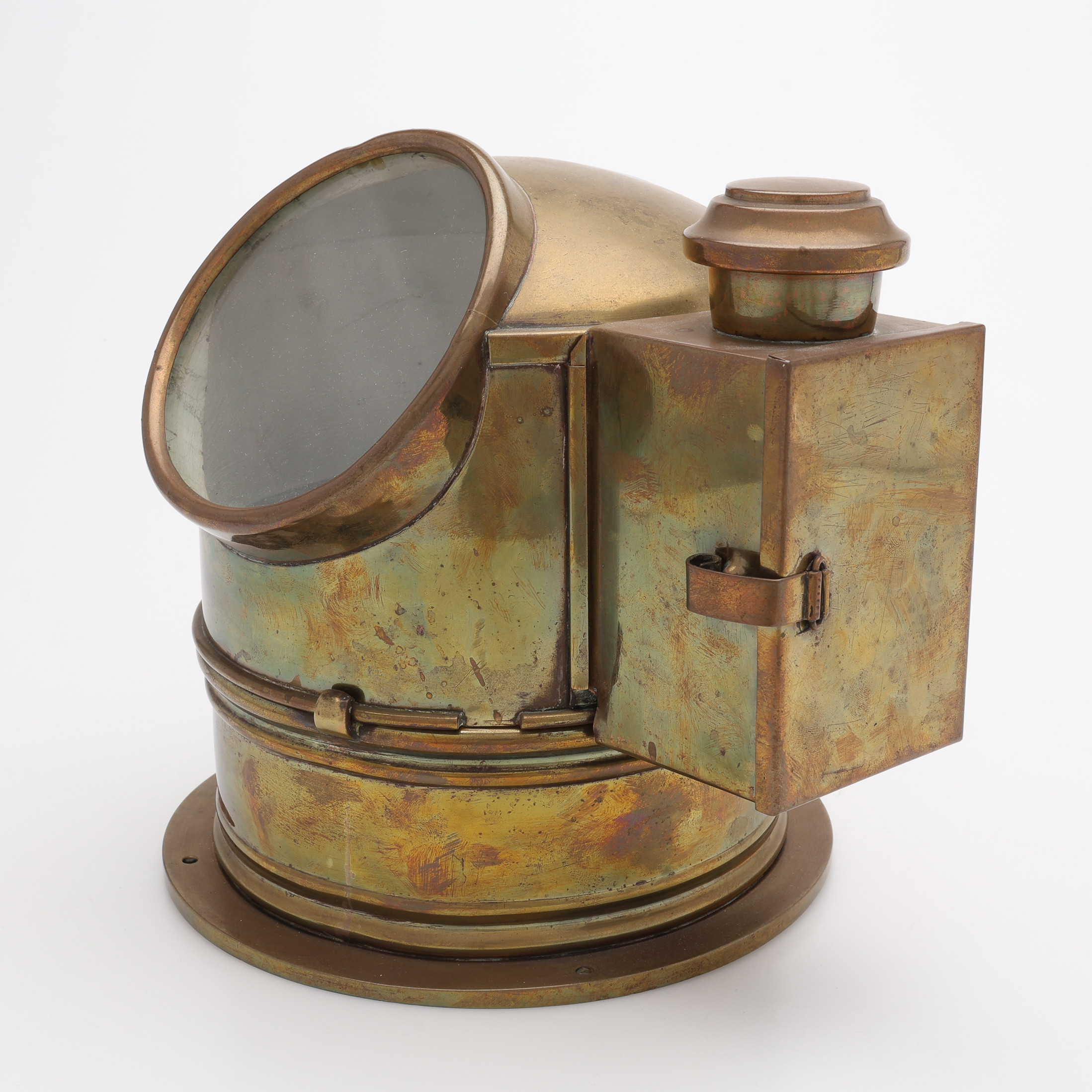 KOMPASS MED NAKTERHUS/COMPASS AND BINNACLE, omärkt/unmarked, mässing.