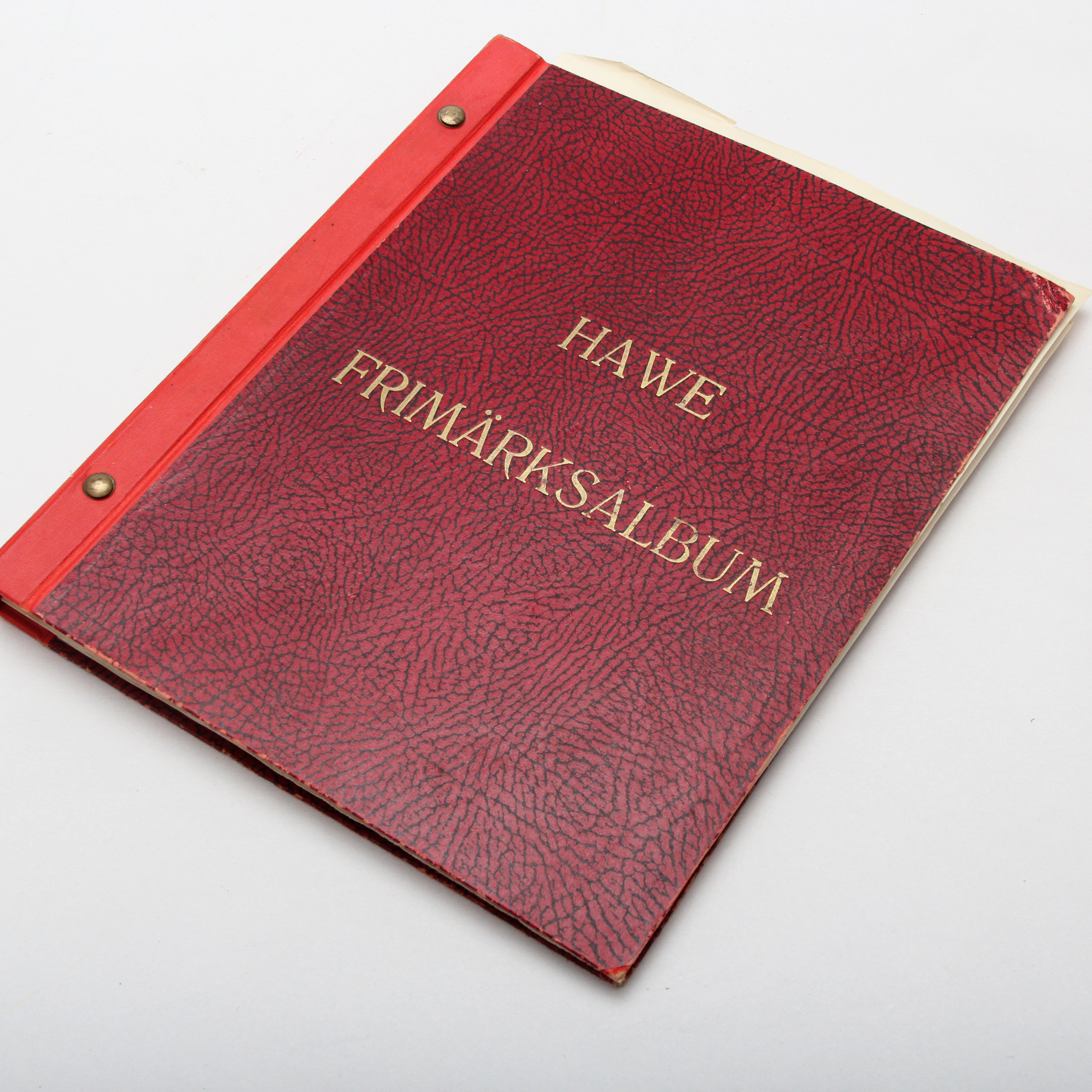 FRIMÄRKSSAMLING, Hela Världen, klassiskt, bland annat 4 skilling Banco, och något Vapentyp öre, Sverige.