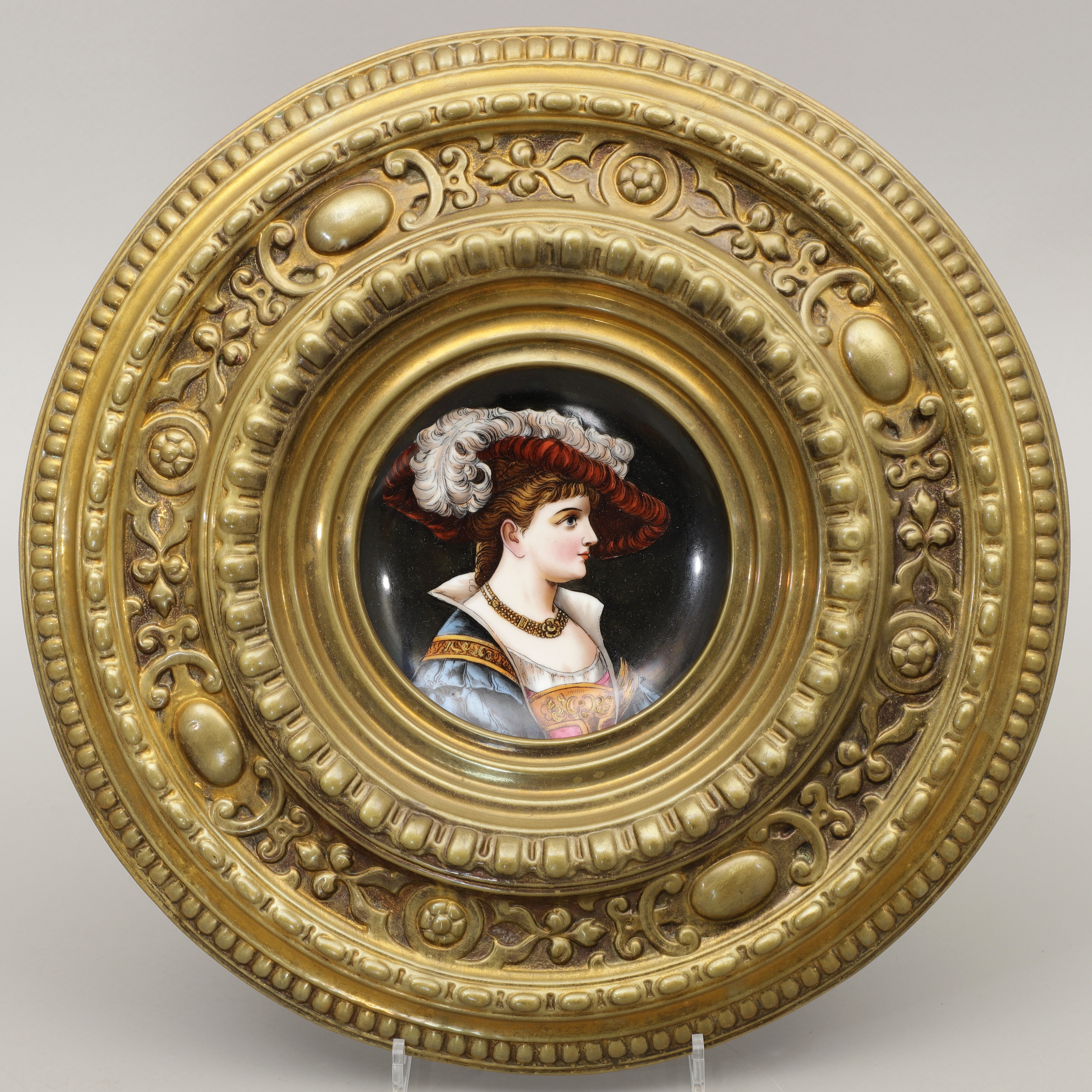 MÅLNING på porslinsfat, 1800-tal.