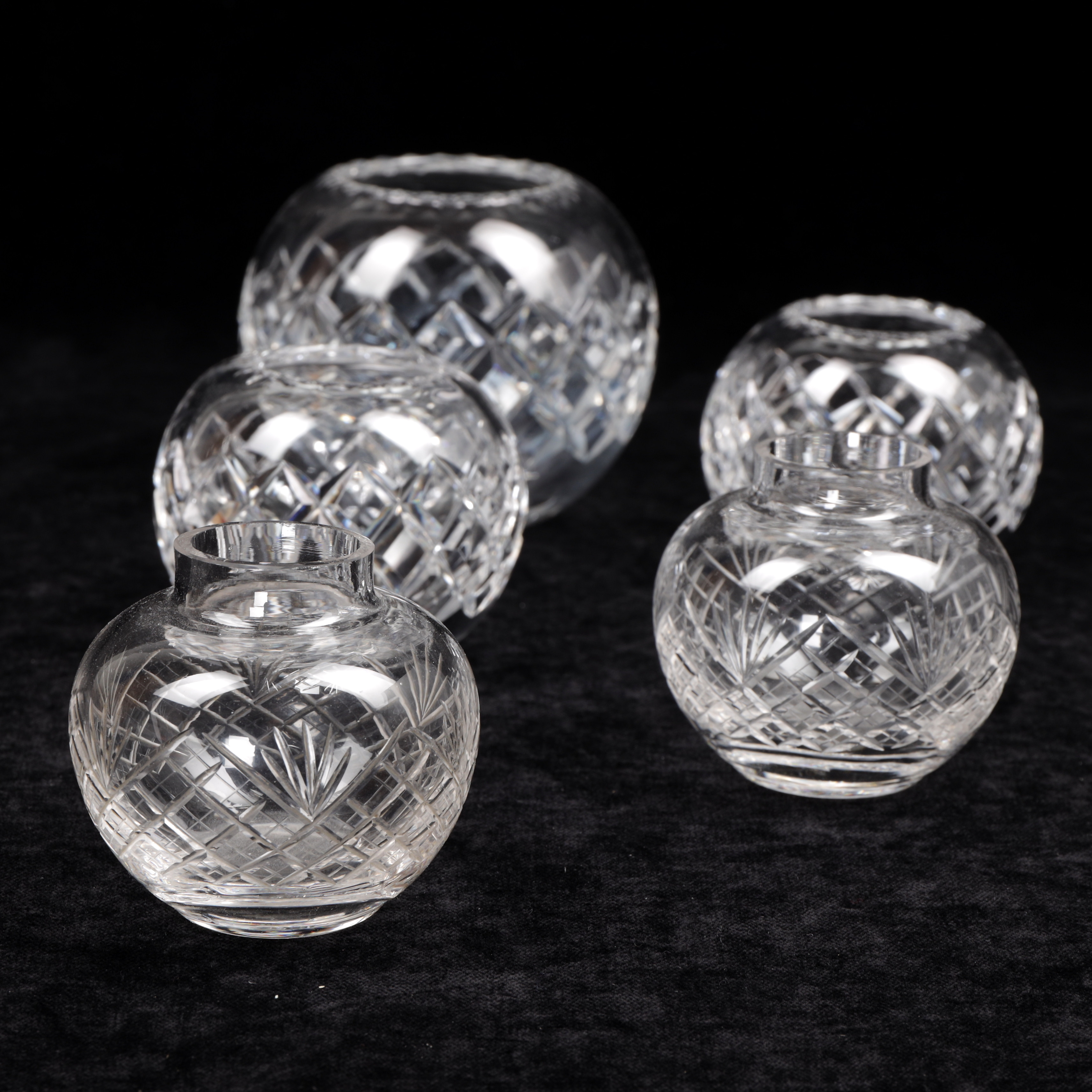 VASER, 5 delar, slipat glas, 1900-talets första hälft.