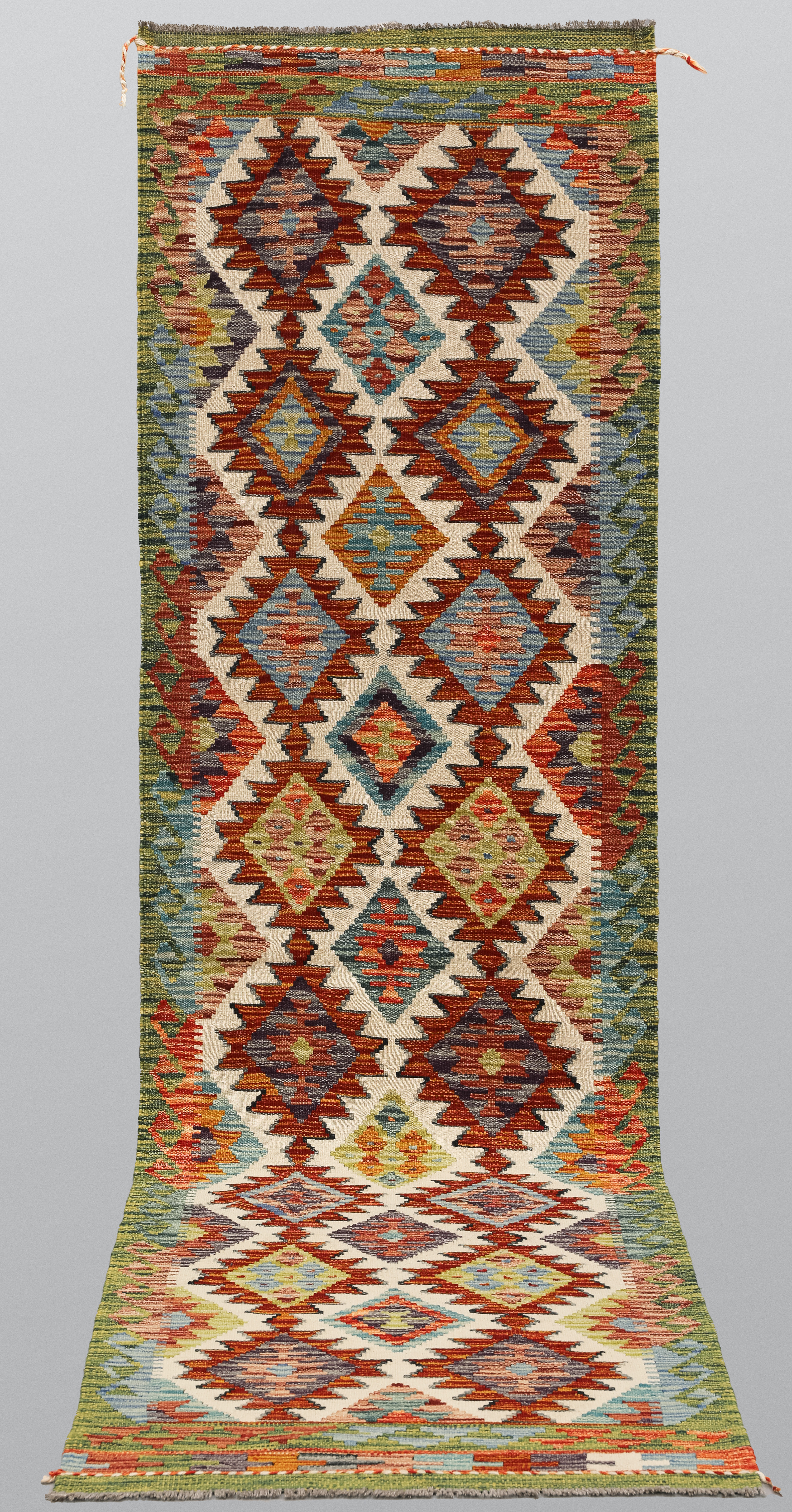 MATTA, Kelim, klassisk design, gallerimodell, 289 x 80 cm.