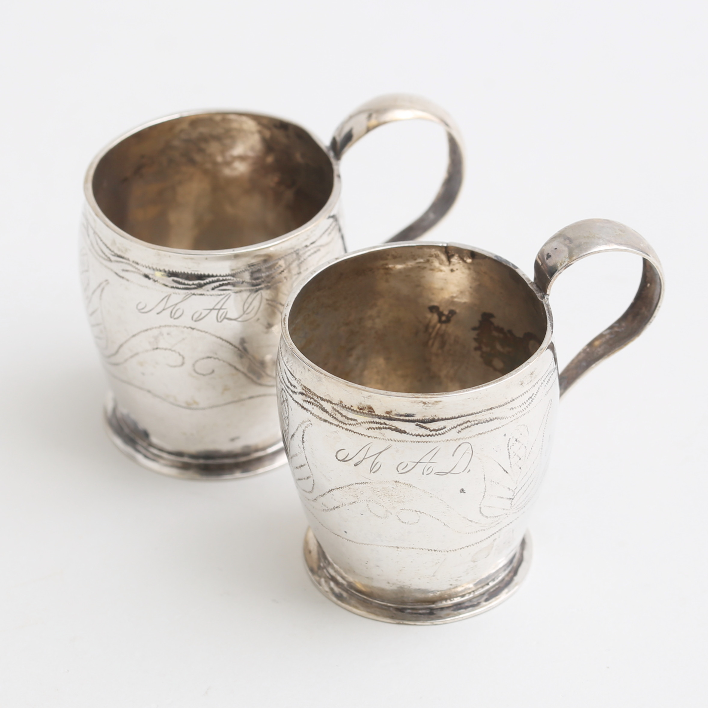 MUGGAR, ett par, silver, 56 gram, Claes Christian Carlén, Borås, 1830.