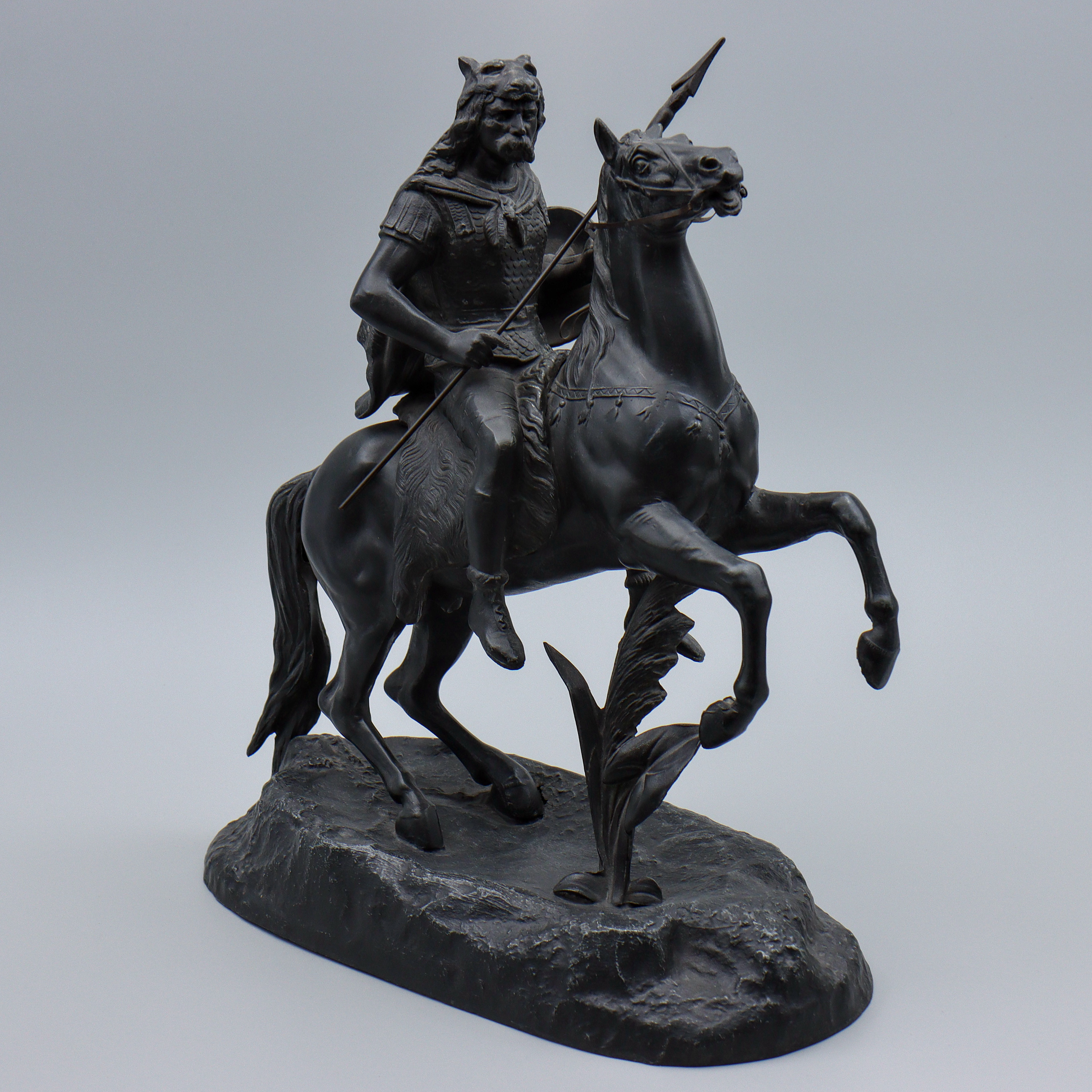 GUILLAUME COUSTOU (1677-1746) EFTER. SKULPTUR, MÖRKPATINERAD METALL, SIGNERAD COUSTOU.