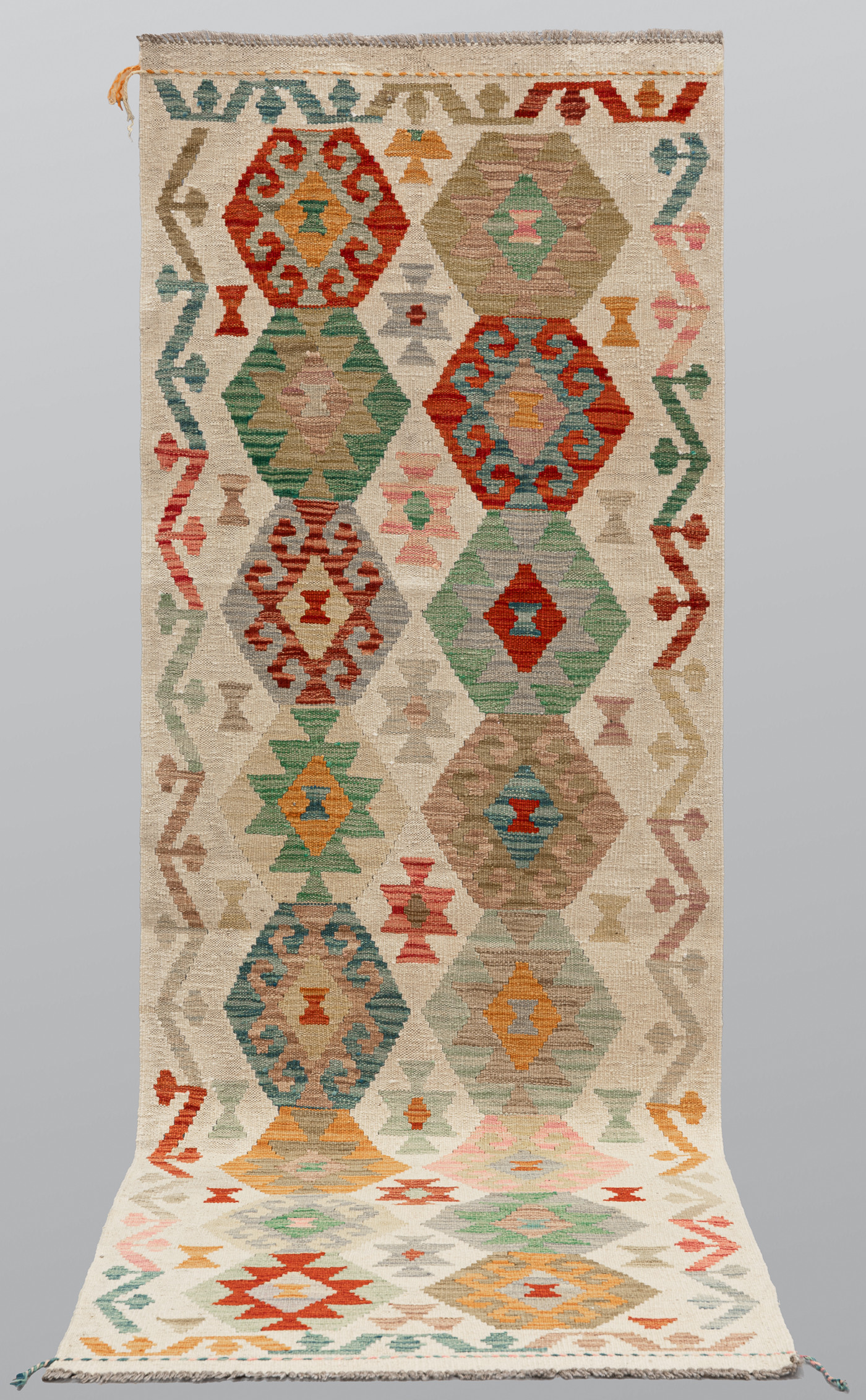 ORIENTMATTA. Kelim klassisk design, gallerimodell, 251 x 84 cm.