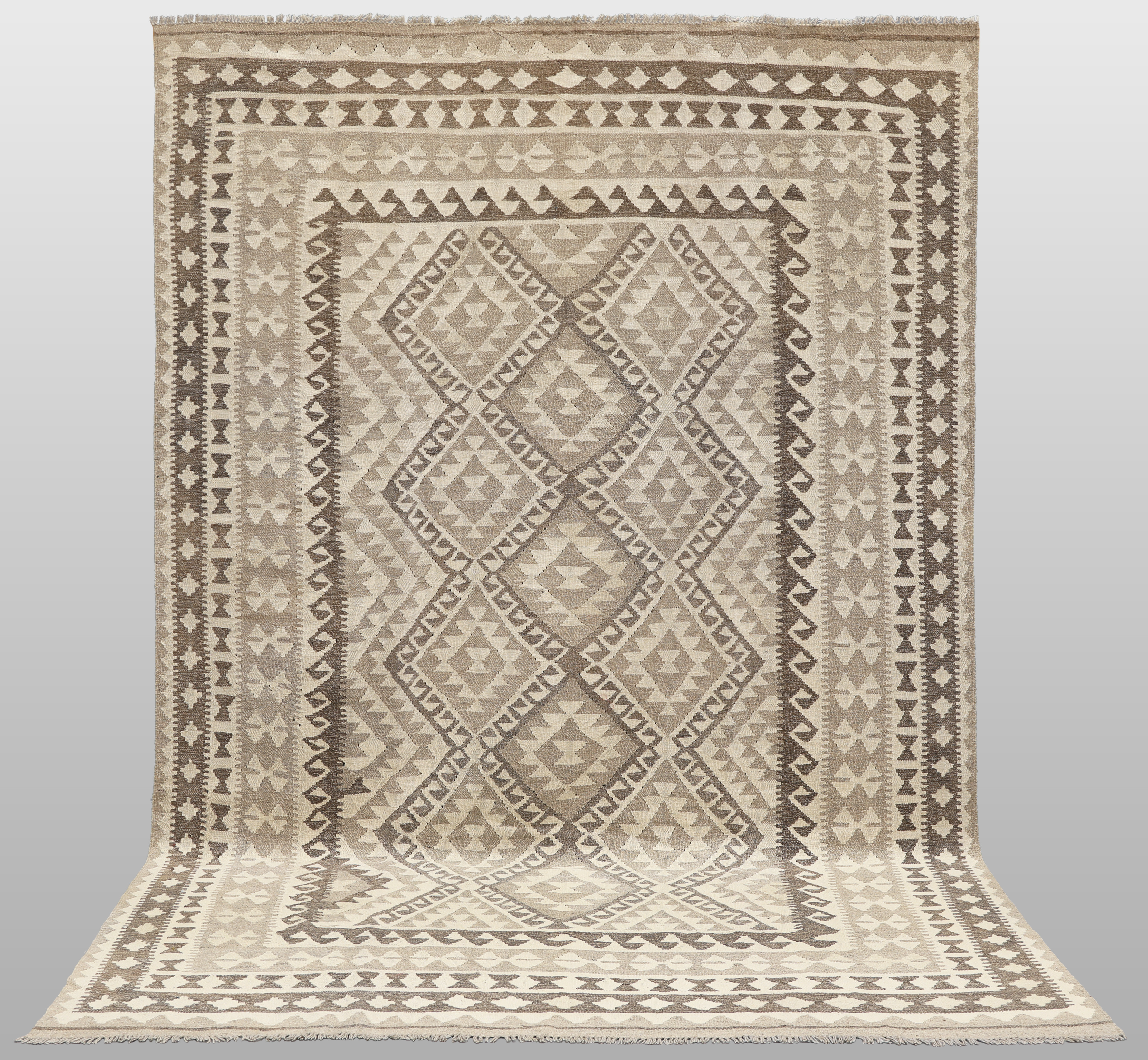 ORIENTMATTA. Kelim naturfärgad, 297 x 202 cm.