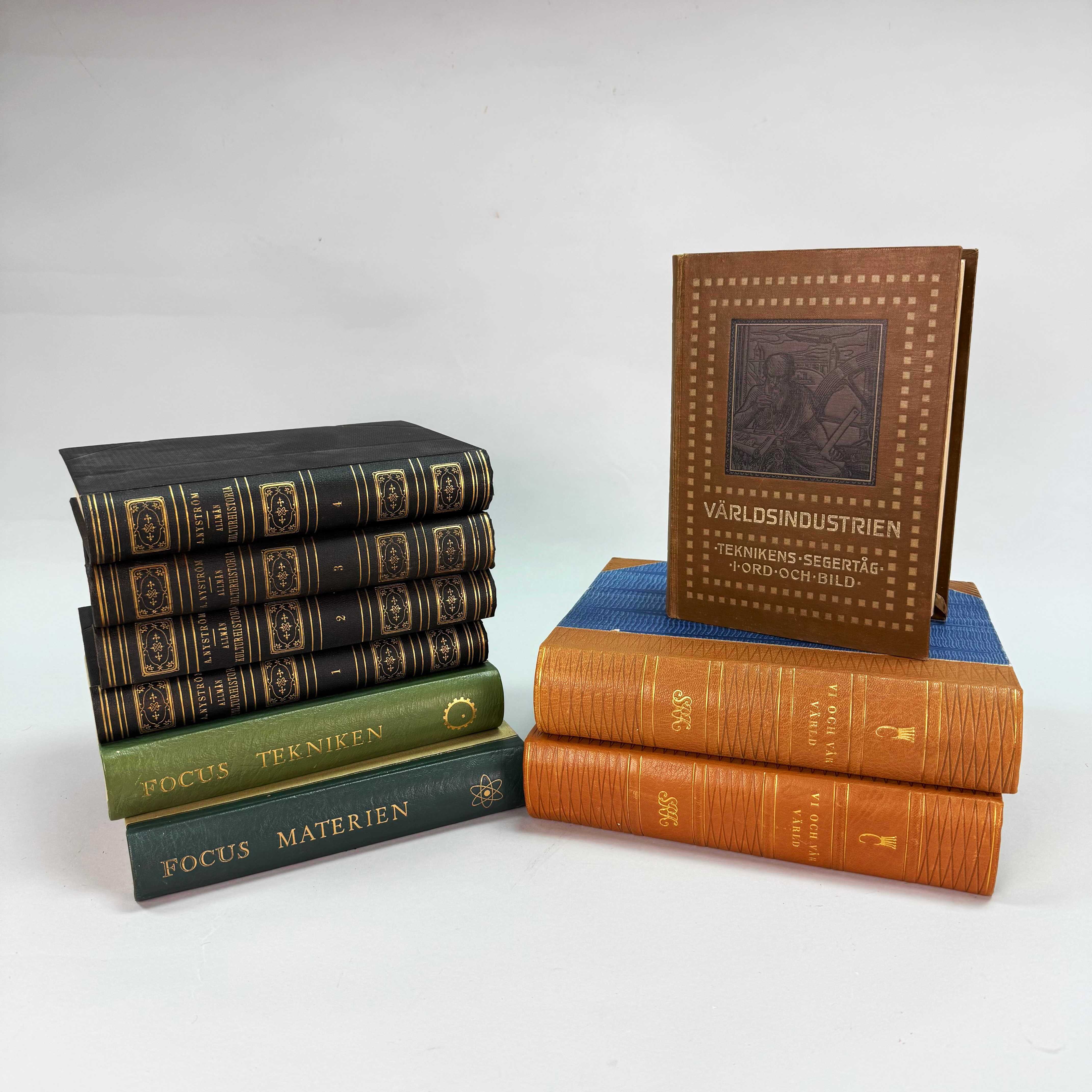 PARTI ÄLDRE BÖCKER - 9 delar.