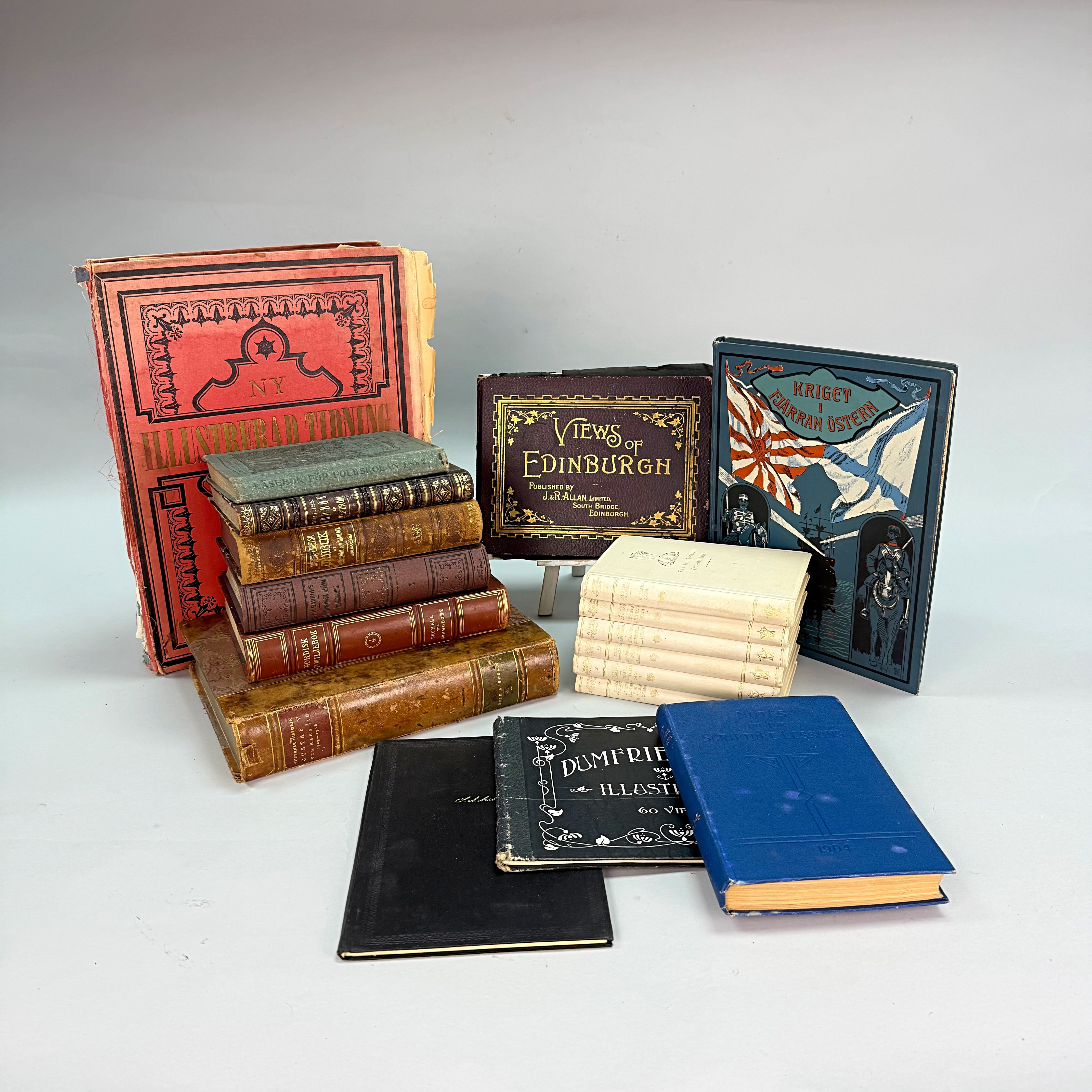 PARTI BÖCKER - Illustrerad Tidning, Views of Eddingurgh, Minnnesbok André, Ktiget i Fjärran östern mm.