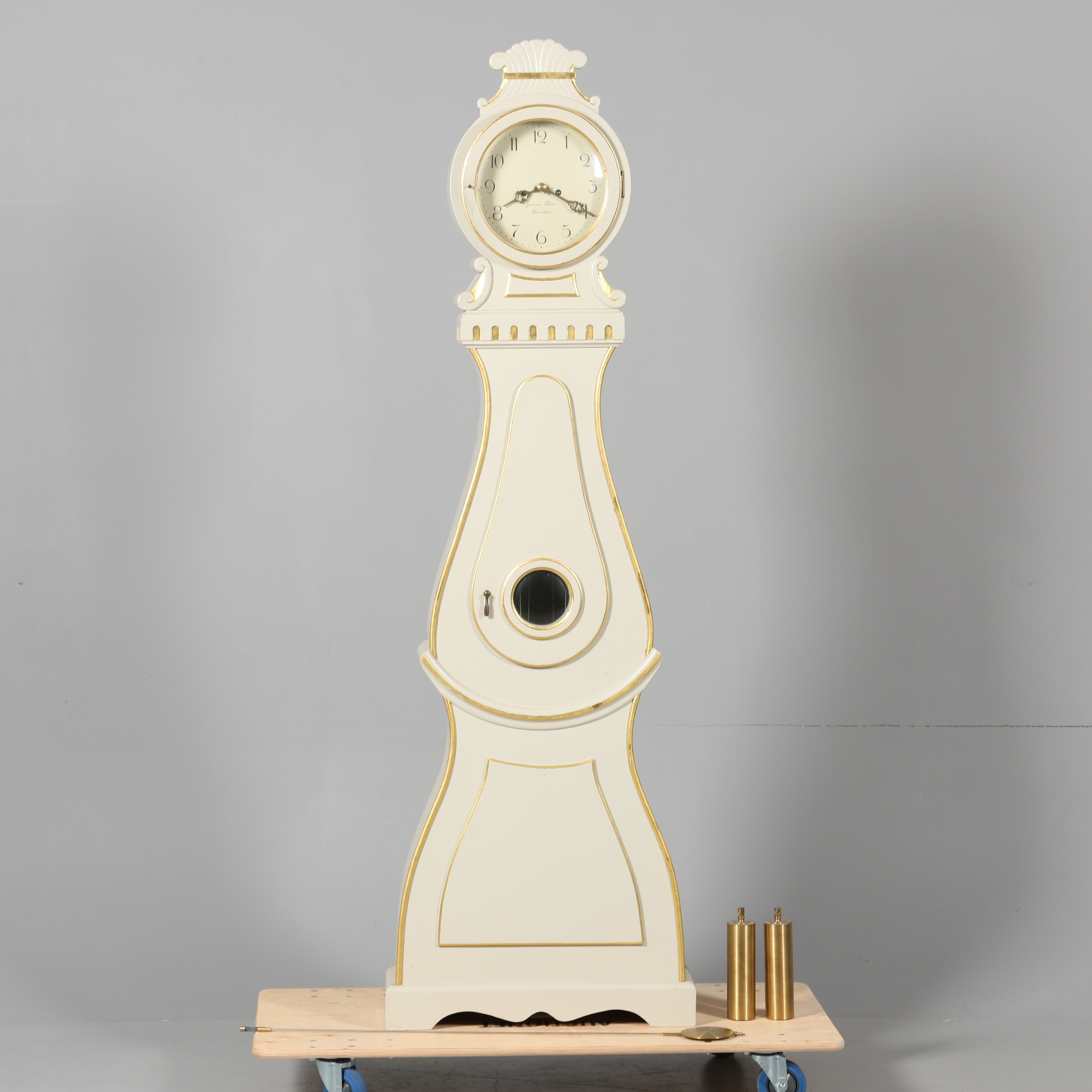 GOLVUR, märkt "Gunnar Tidén Nossebro".