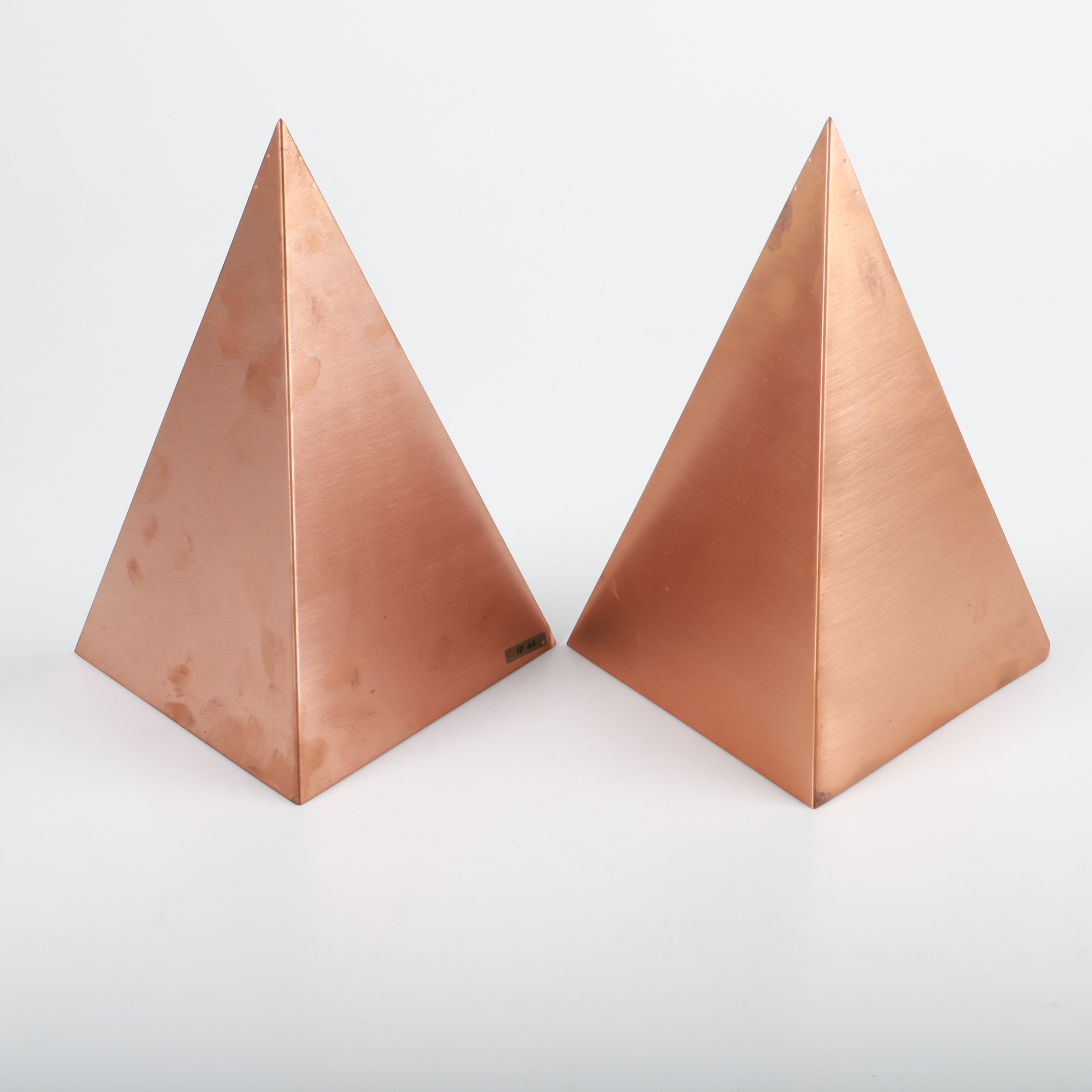 UTOMHUSBELYSNING, 1 par, "Cairo", koppar, Massive, 1900-talets andra hälft.