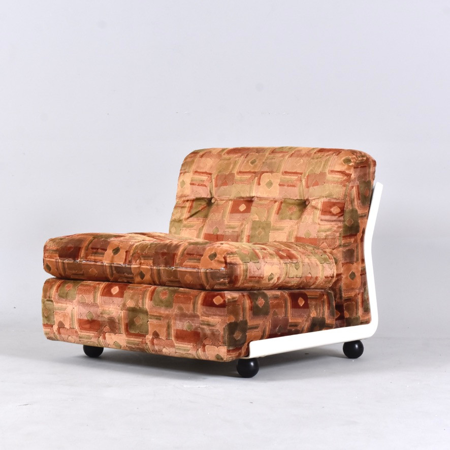 MARIO BELLINI. Fåtölj för C&B Italia, modell 'Amanta', tygklädsel, glasfiber, 1960-tal, Italien.
