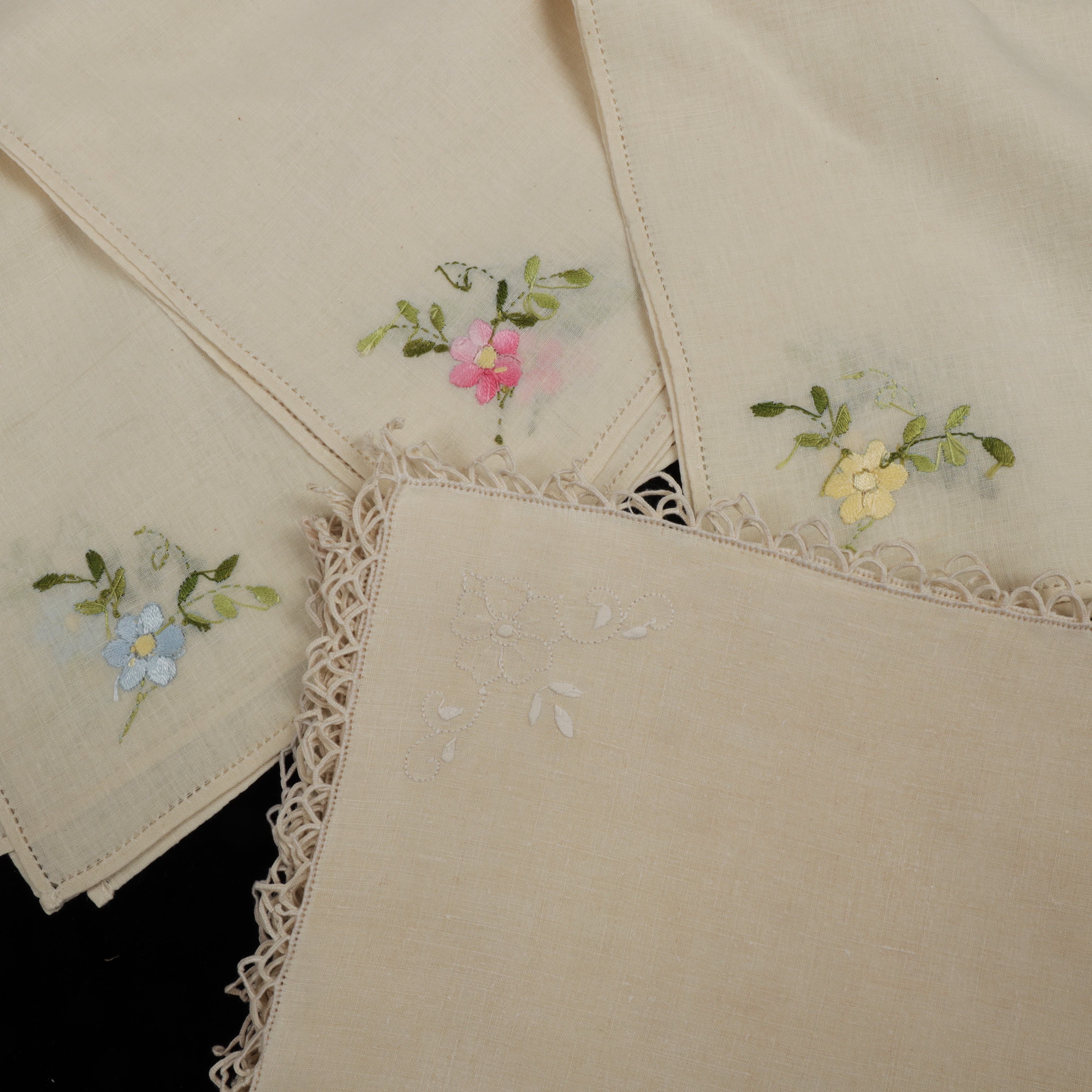 SERVETTER, 24 st, 1900-tal.