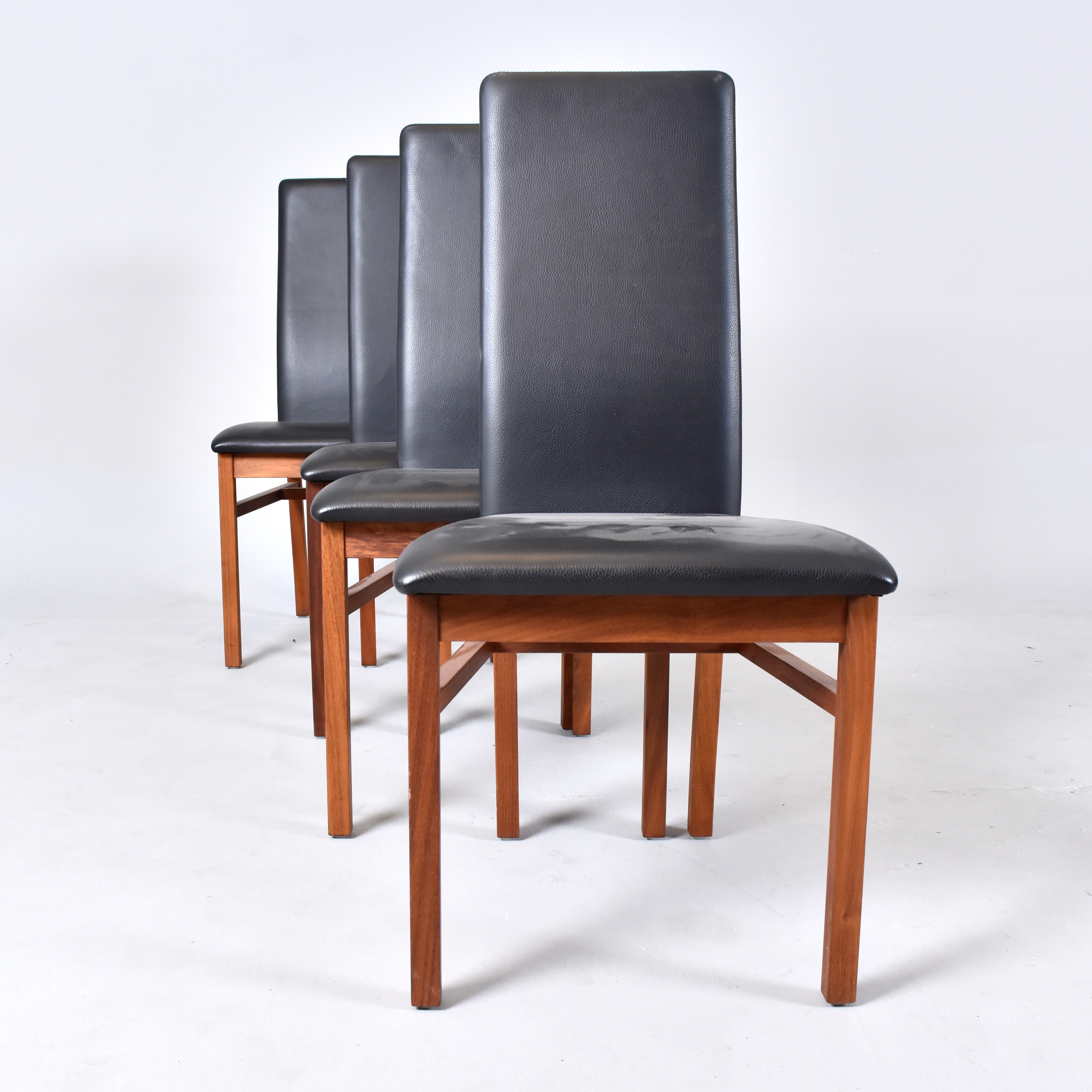 Nissen & Gehl, stolar, 4 st, Naver Collection, Danmark.