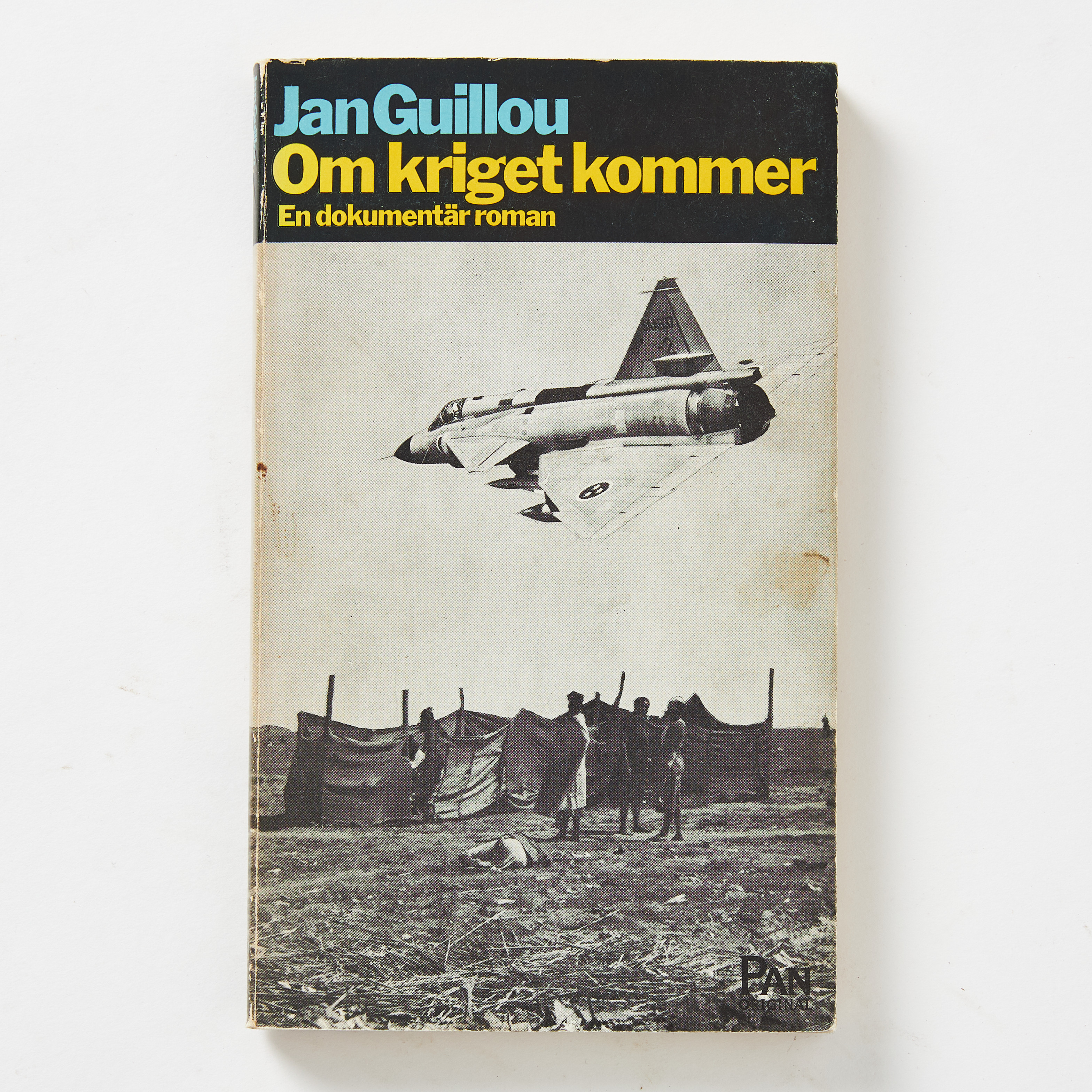 JAN GUILLOU, OM KRIGET KOMMER MED DEDIKATION TILL DIETER STRAND, 1971.