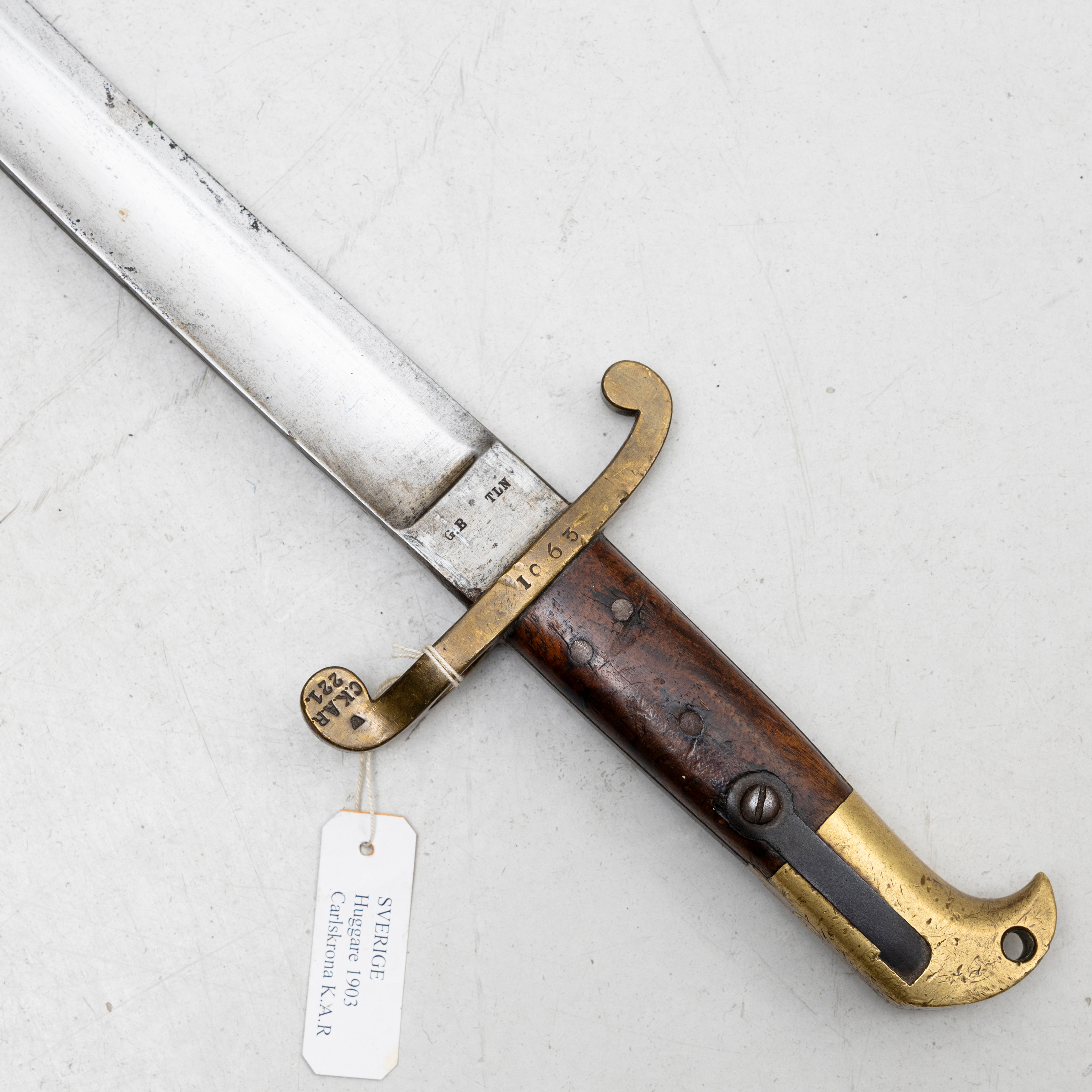 HUGGARE,med skinnbalja, Sverige m/1903, C.K.A.R Karlskrona kustartilleriregemente.