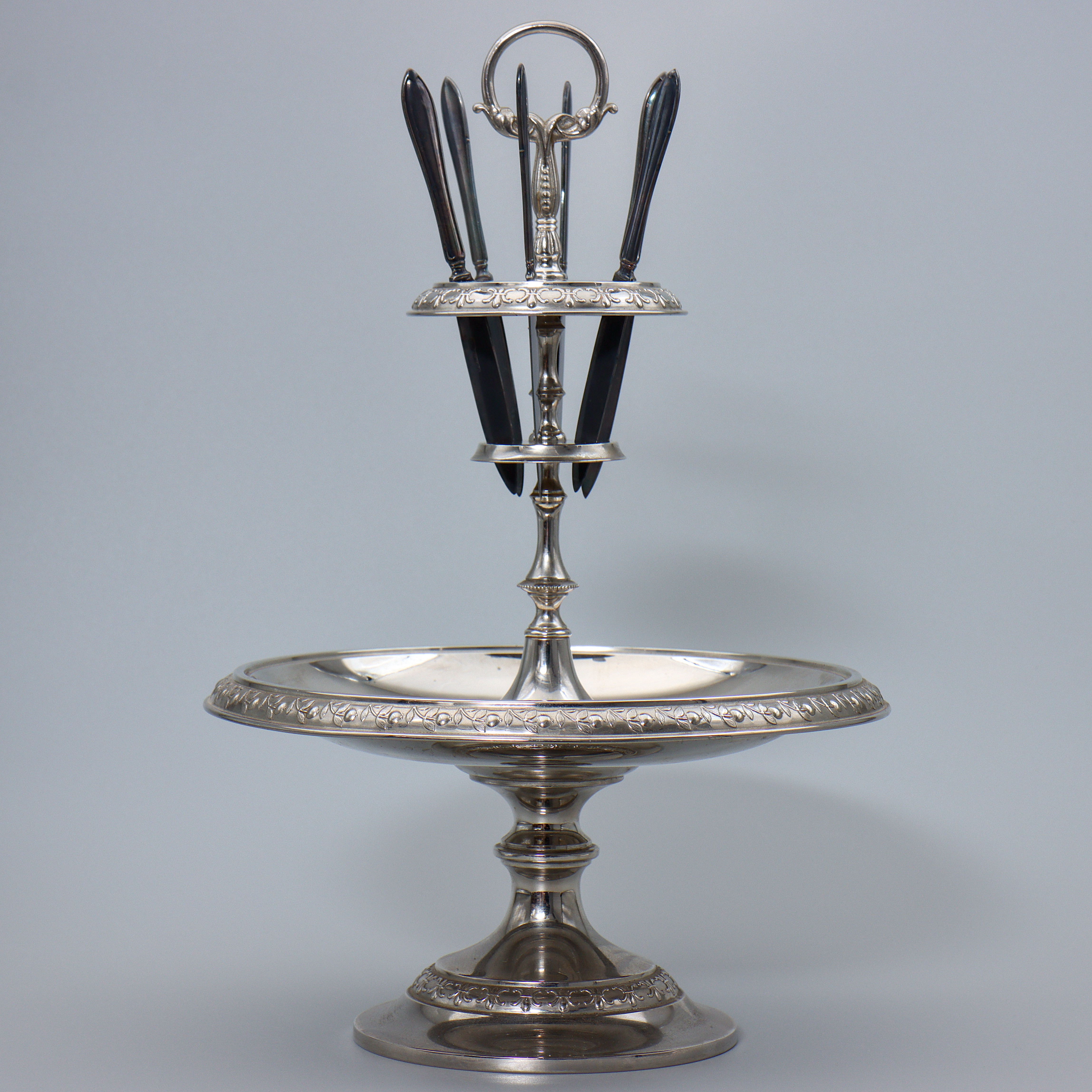 BORDSUPPSATS, FRUKTFAT, FRUKTKNIVAR, NYSILVER, 1900-TAL.