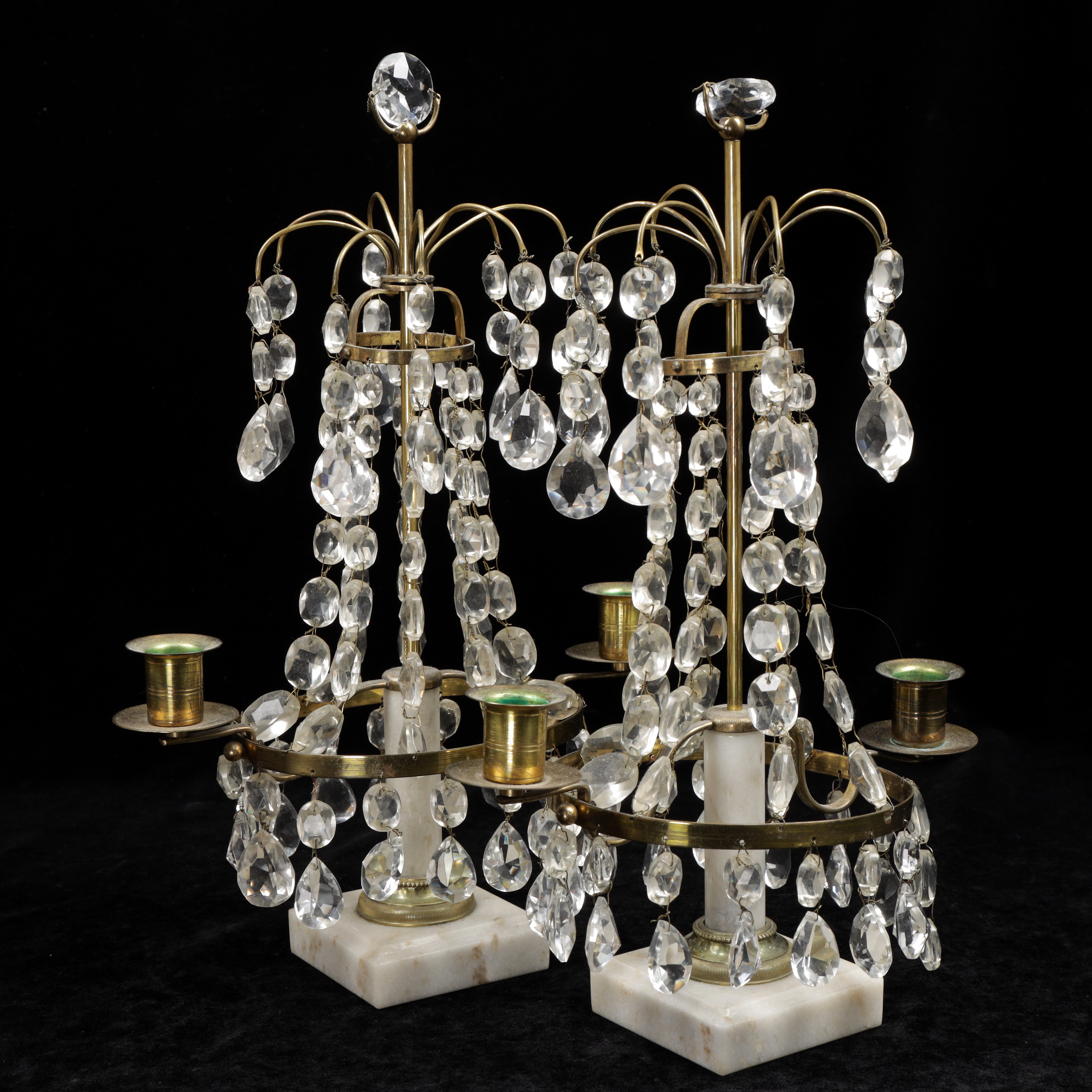 BORDSLYSTER, ett par, mässing/glas/sten, 1900-tal.