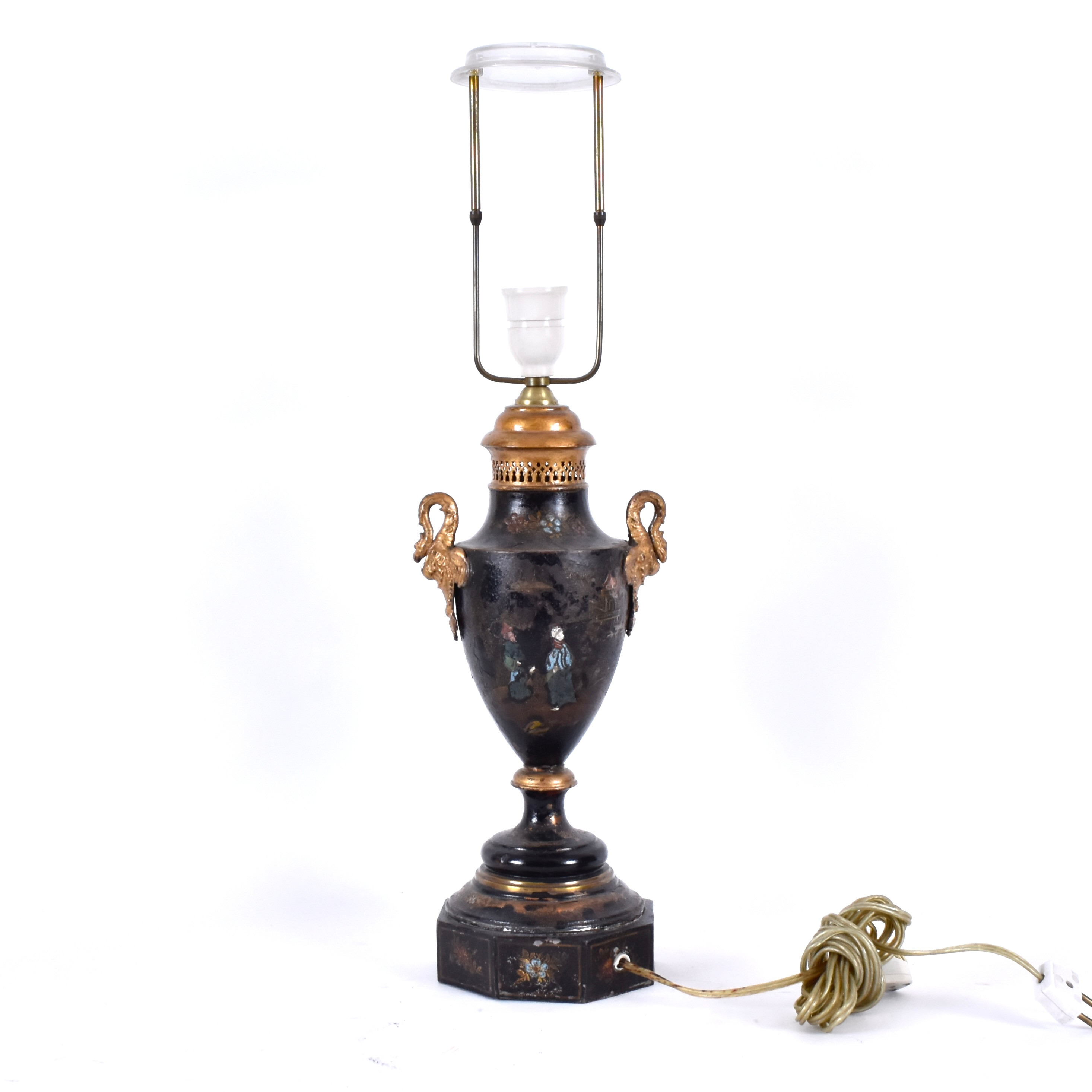 POTPOURRIURNA, bemålad och bronserad metall.