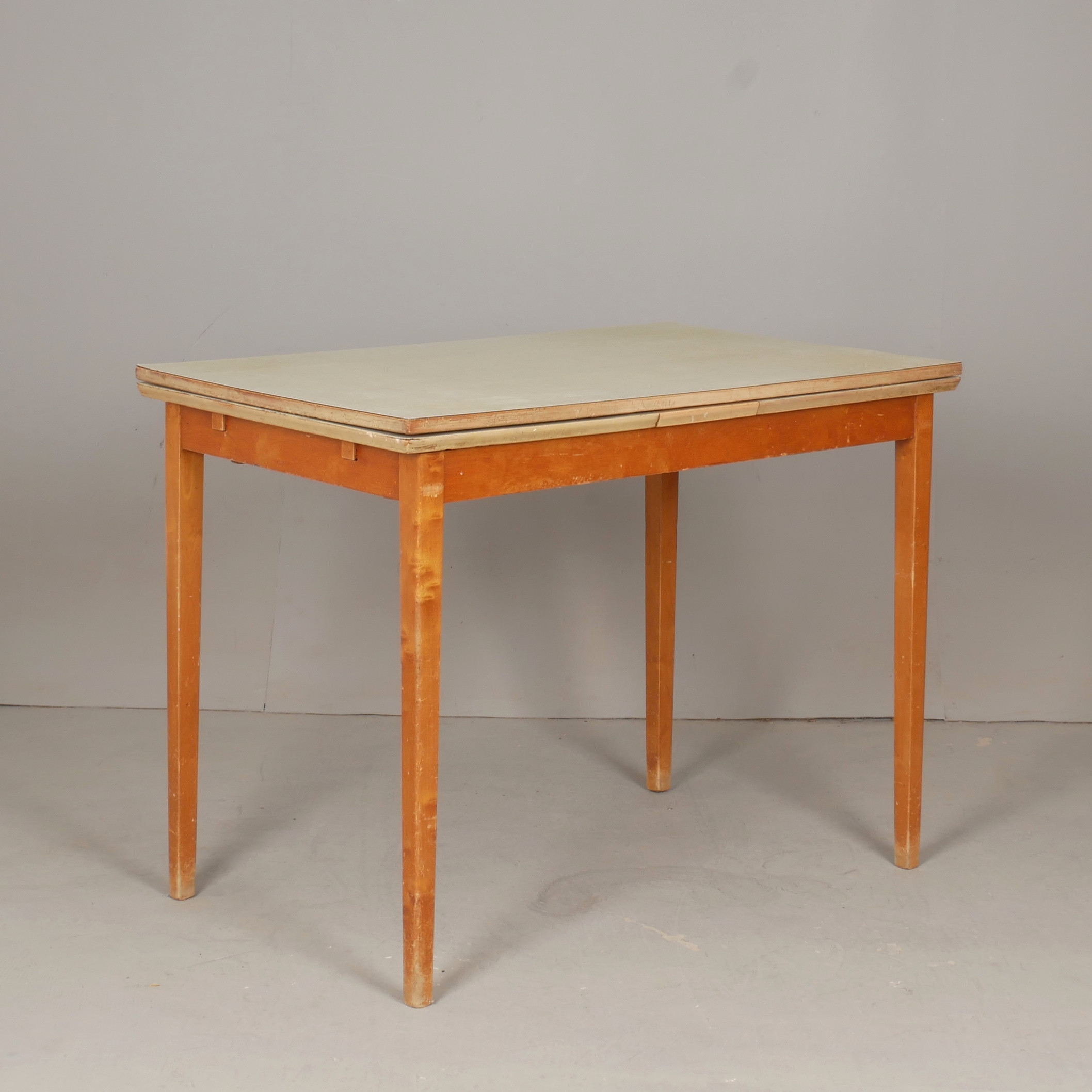 PERSTORPSBORD, utdragsskivor, 1900-talets mitt.