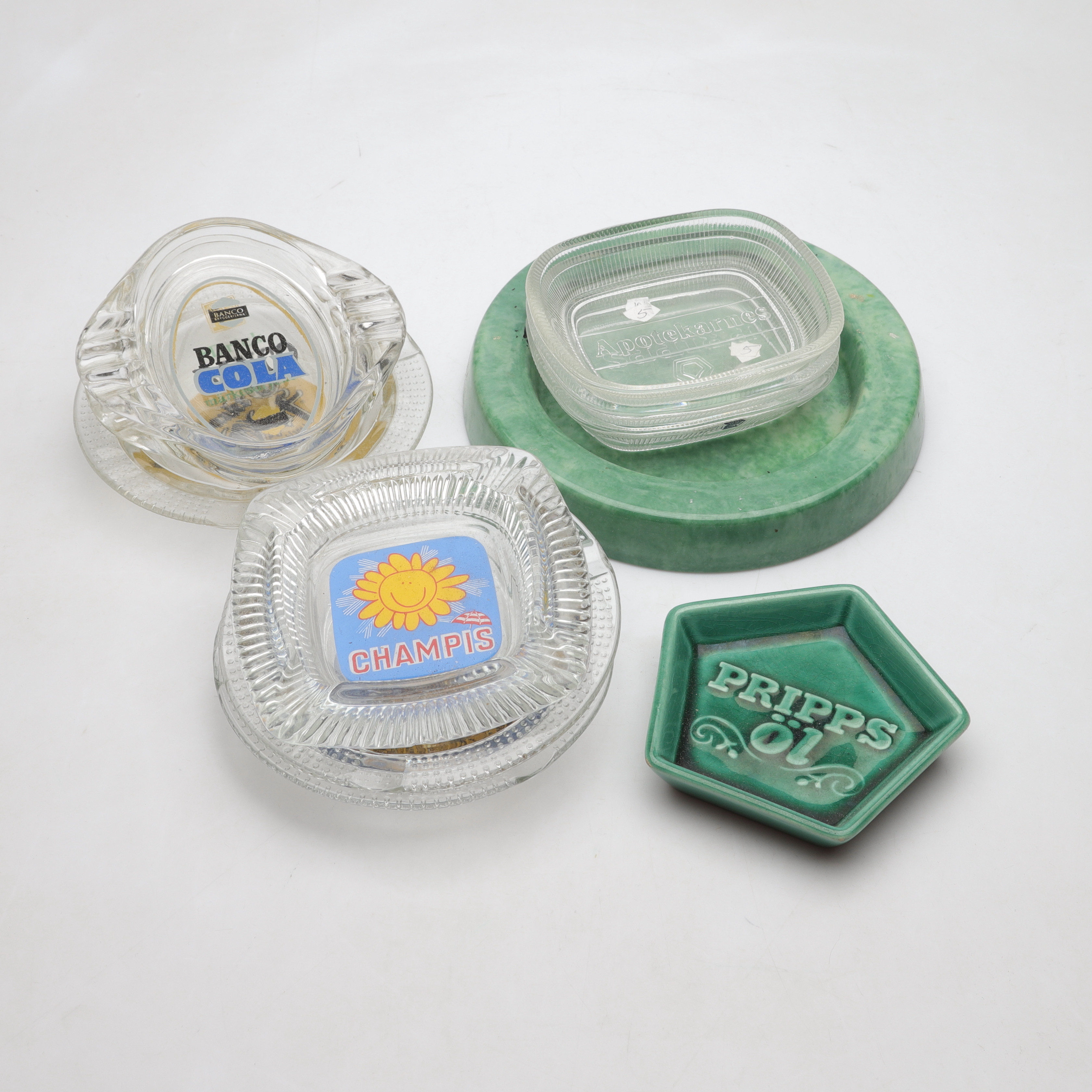 ASKFAT, 11 st, porslin/glas/plast, reklam, b.la. Pripps, Champis m.fl.