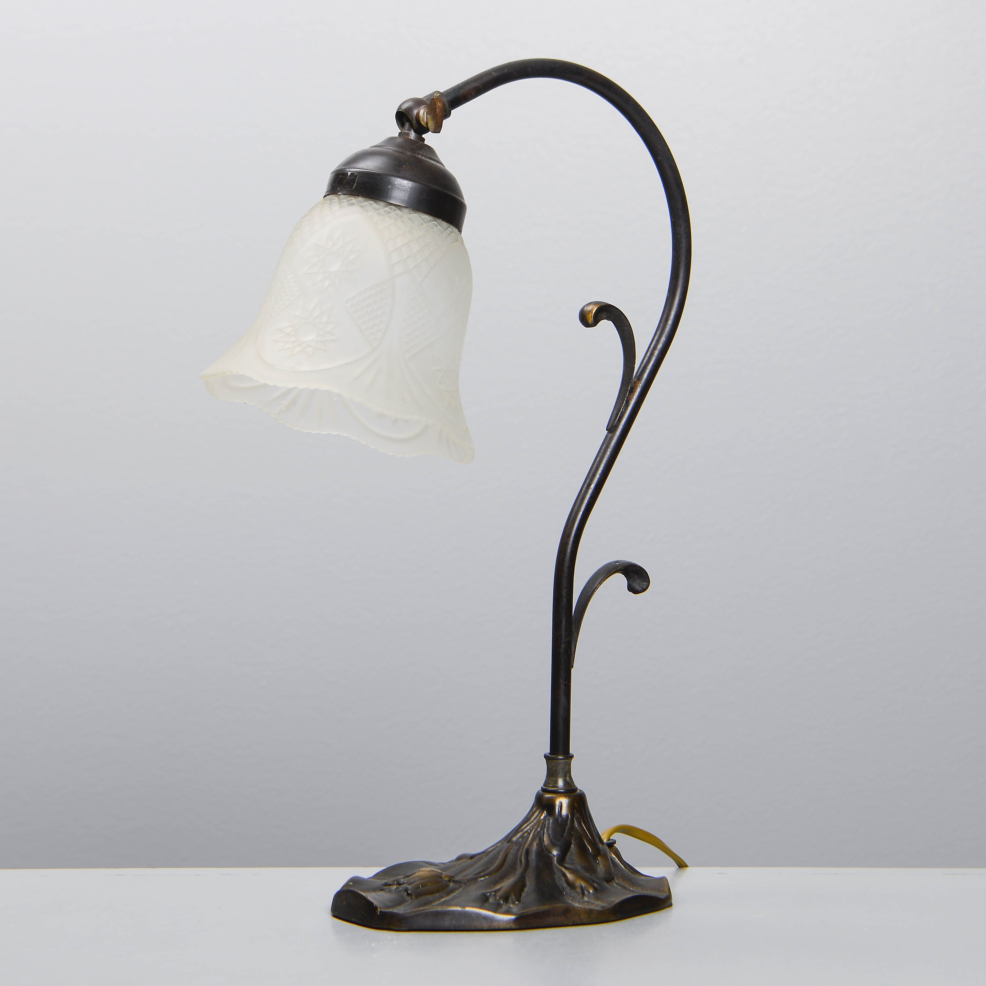 BORDSLAMPA, jugendstil, Aneta, 1900-talets andra del.