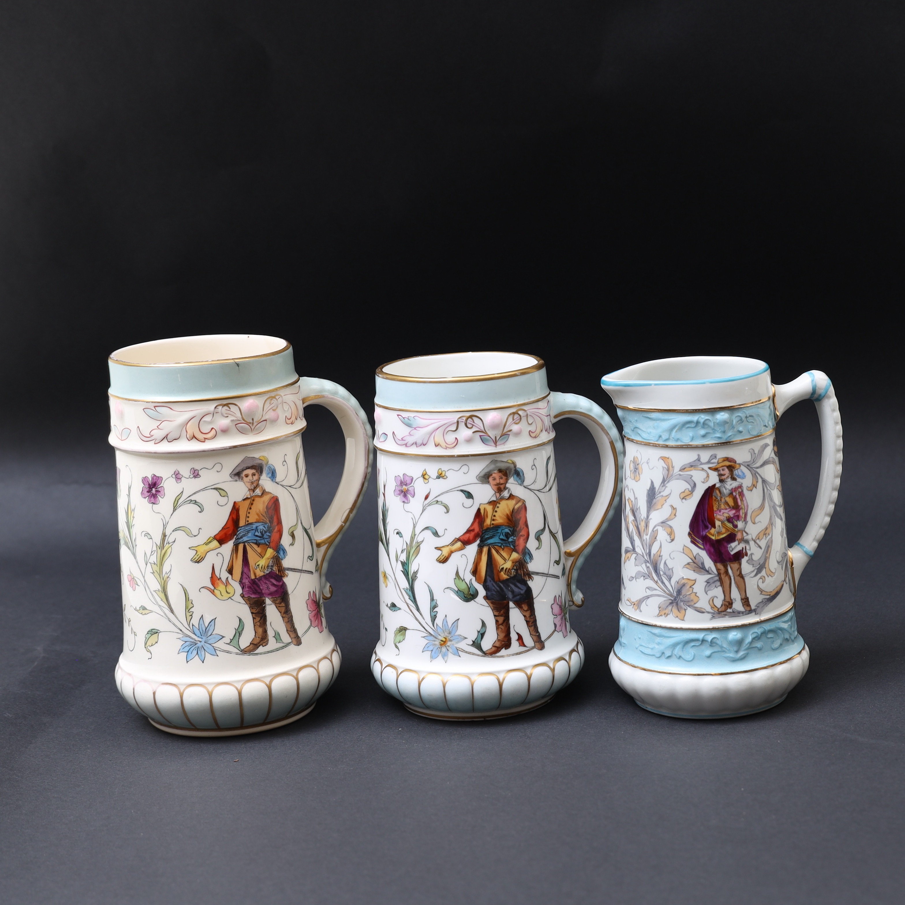 MUGGAR SAMT KANNA, Rörstrand, majolika, 1800-tal.