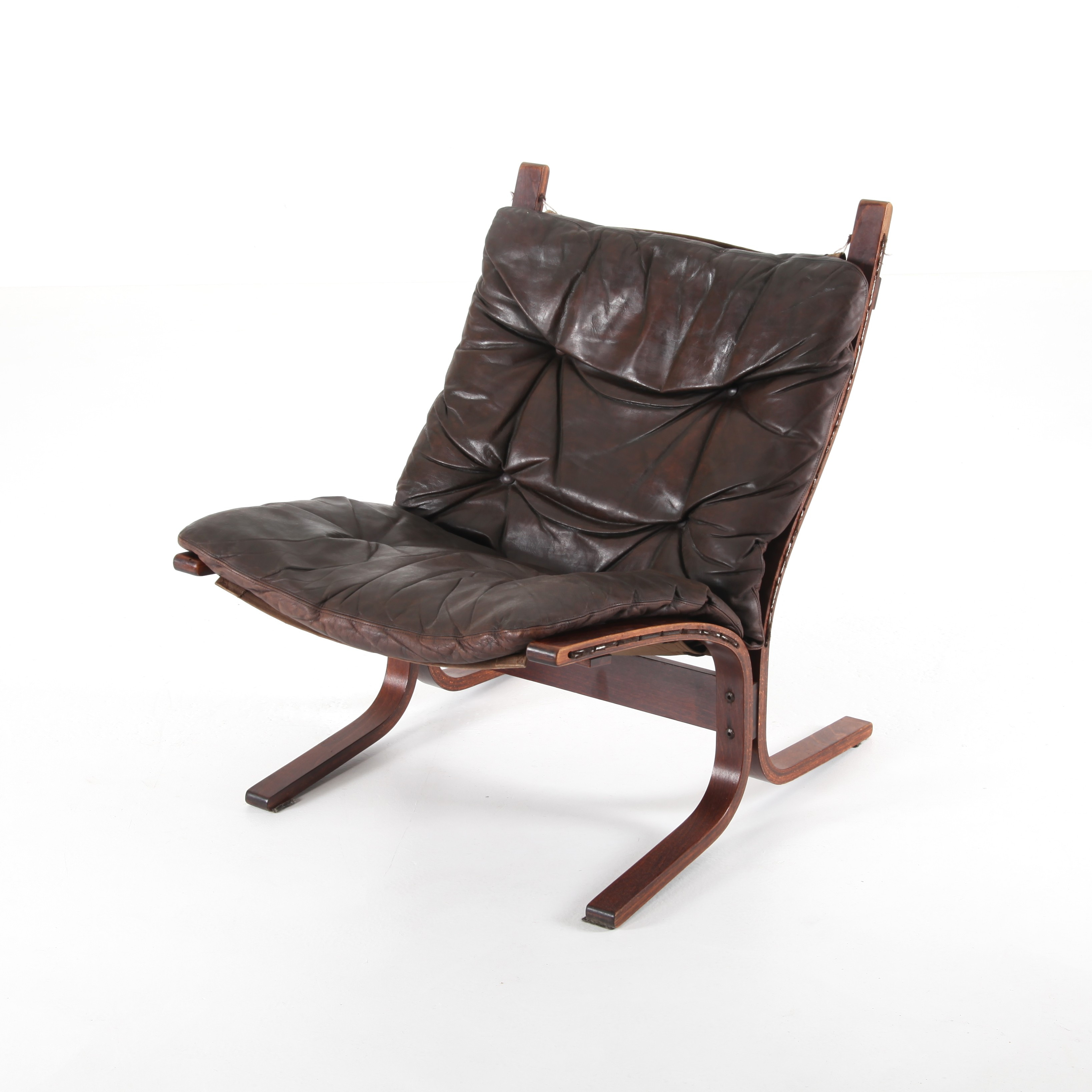 INGMAR RELLING. 1920-2002. Fåtölj, "Siesta", skinn, 1900-talets andra hälft.