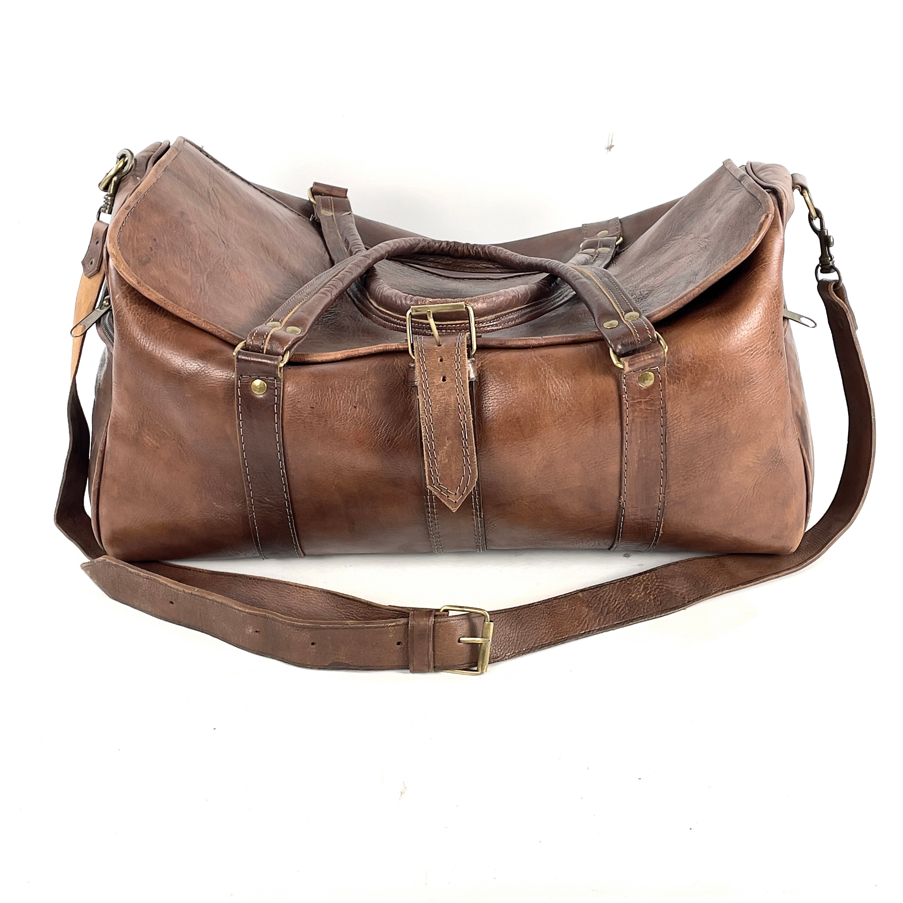 RESVÄSKA. Brunt läder, Fes, Marocko.